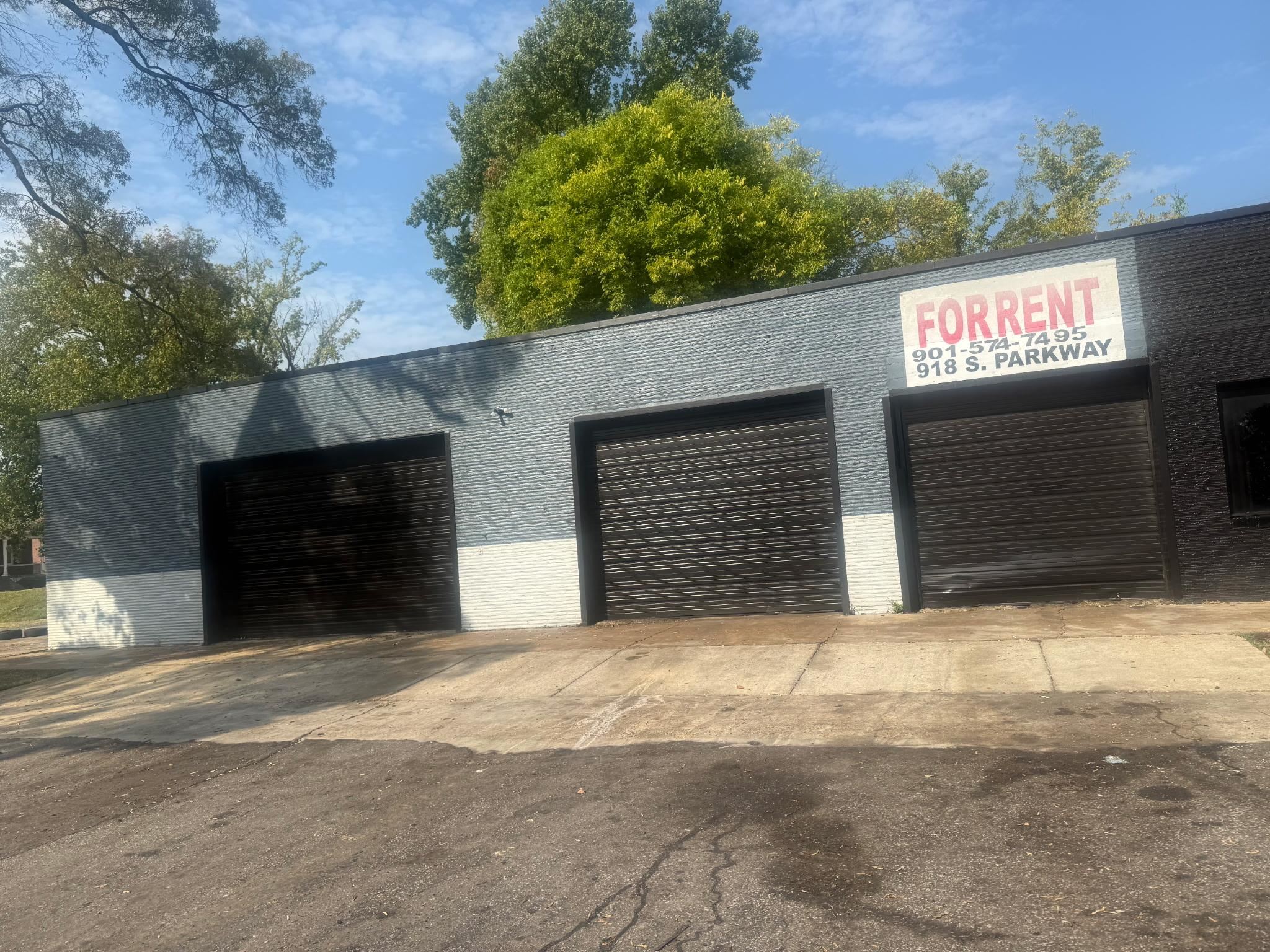 918 S Parkway Ave E Property Photo 11