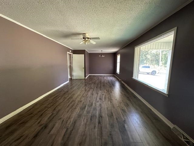 70 Riverside Dr Property Photo 5