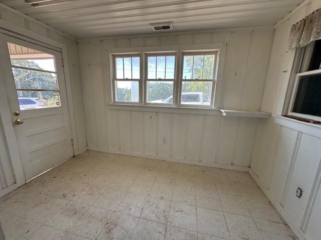 70 Riverside Dr Property Photo 35