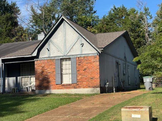 2205 Oldfield Dr Property Photo 4