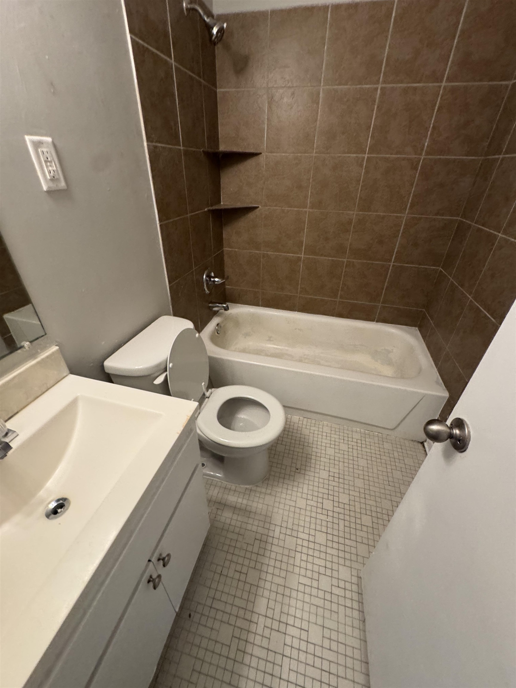4094 Knight Arnold Rd Property Photo 9