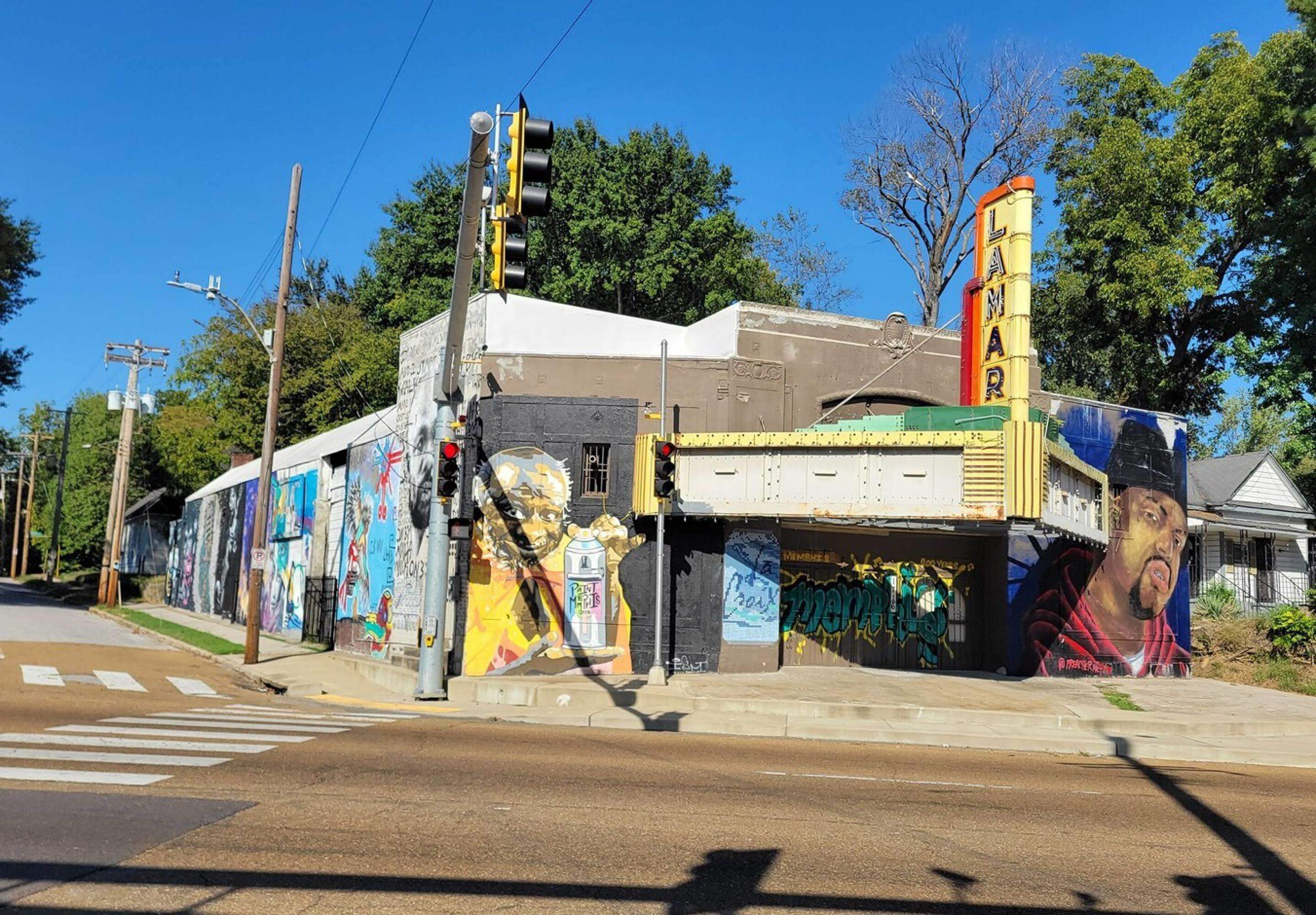 1716 LAMAR AVE Property Photo 1