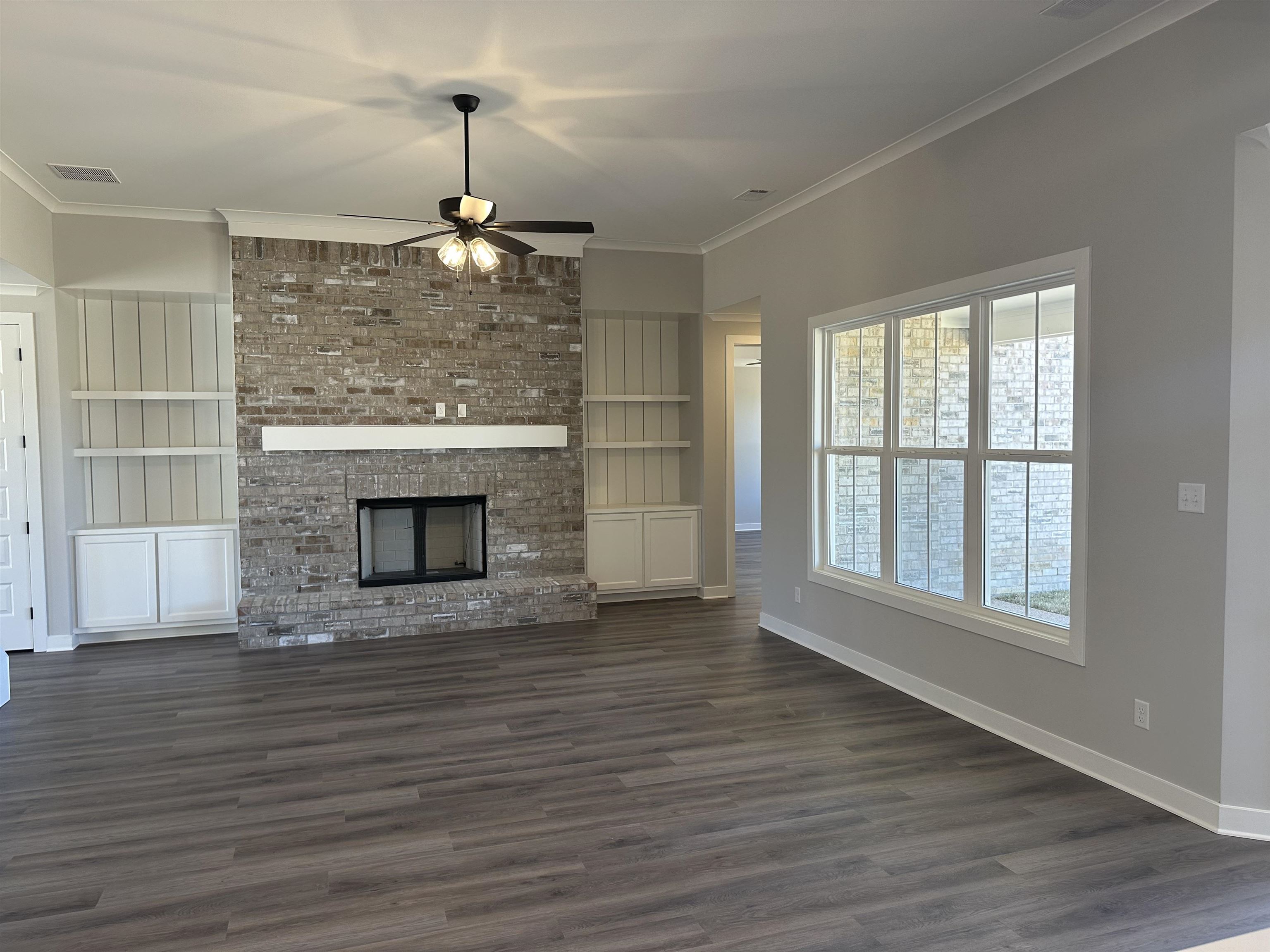 5287 Buttercup Ln Property Photo 8