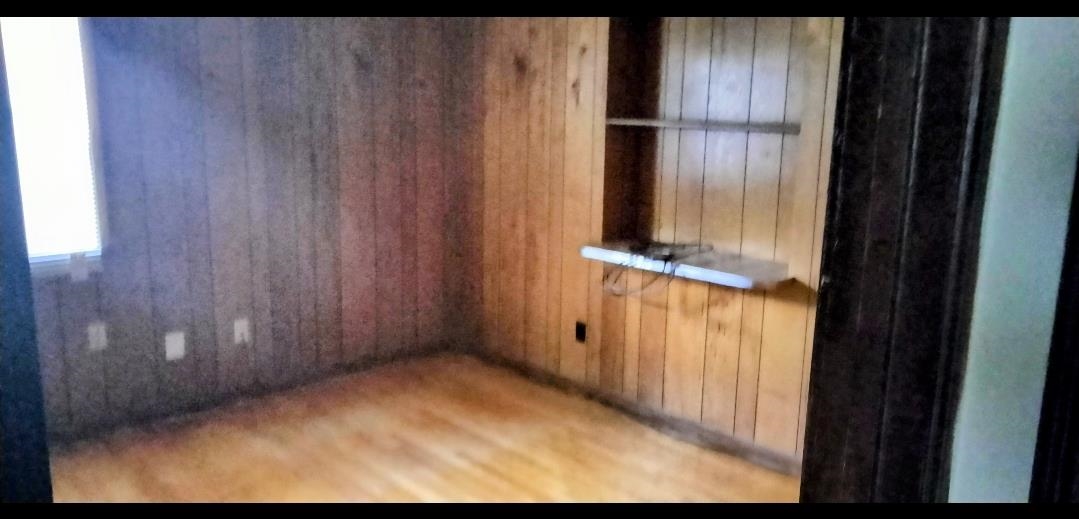 1558 Patterson St Property Photo 12
