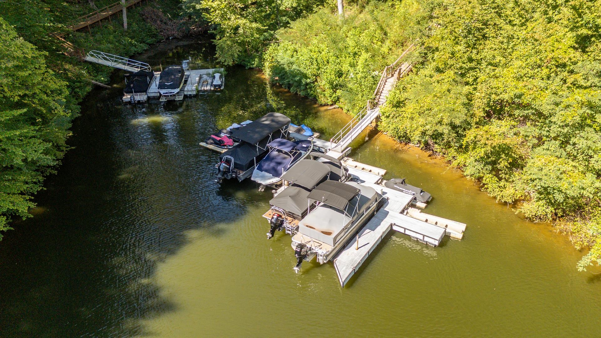 120 Pier Pt Property Photo 6