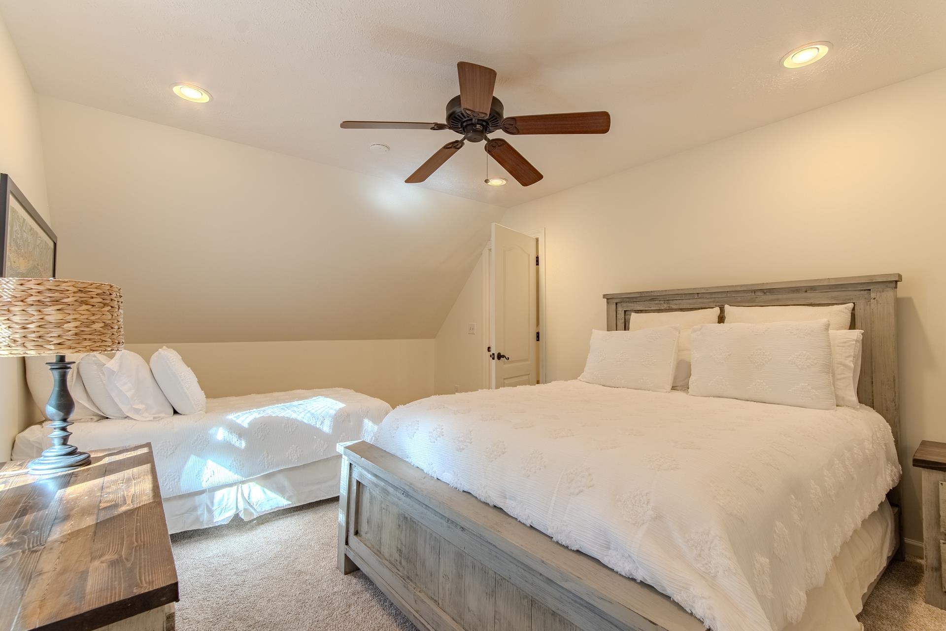 120 Pier Pt Property Photo 29