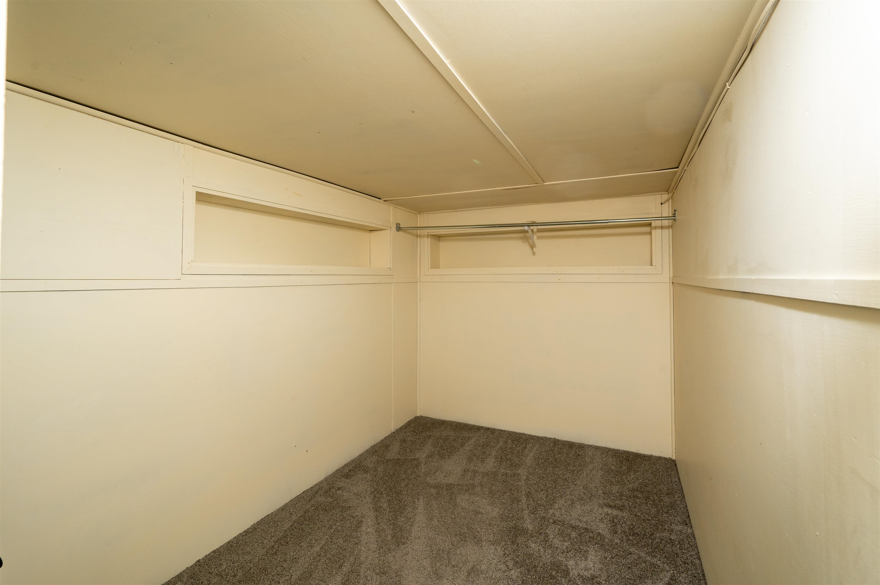 699 Dickinson St Property Photo 34