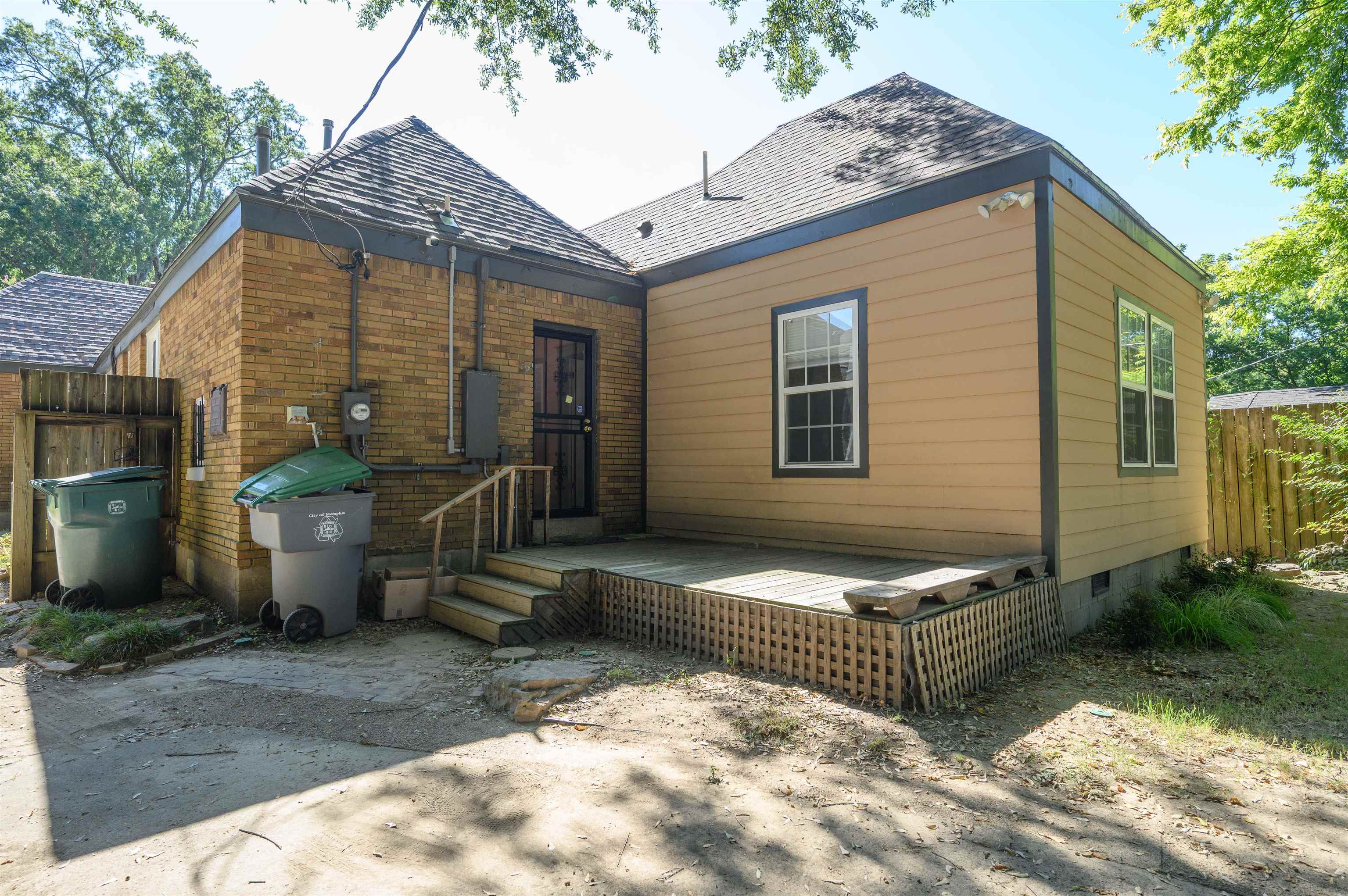699 Dickinson St Property Photo 39
