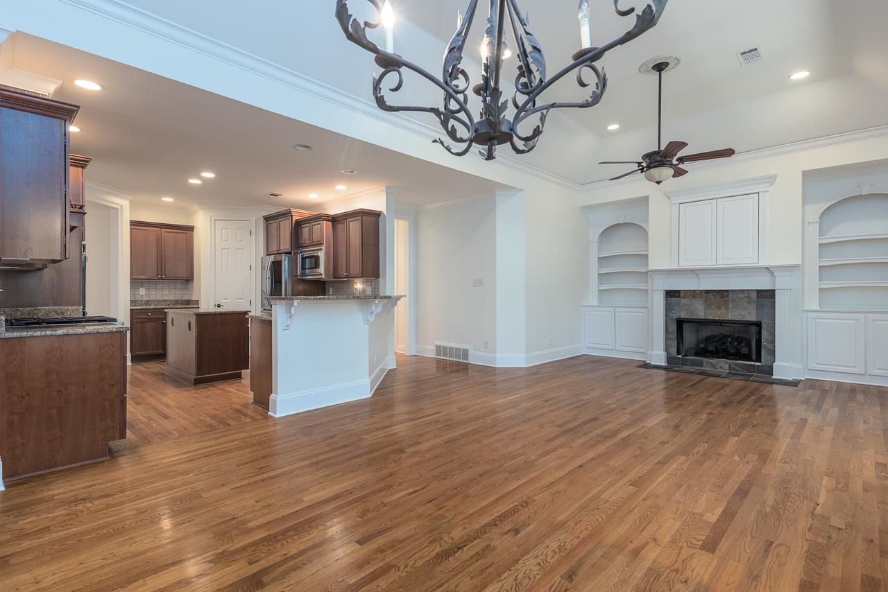 190 Ivy Brook Ln Property Photo 17