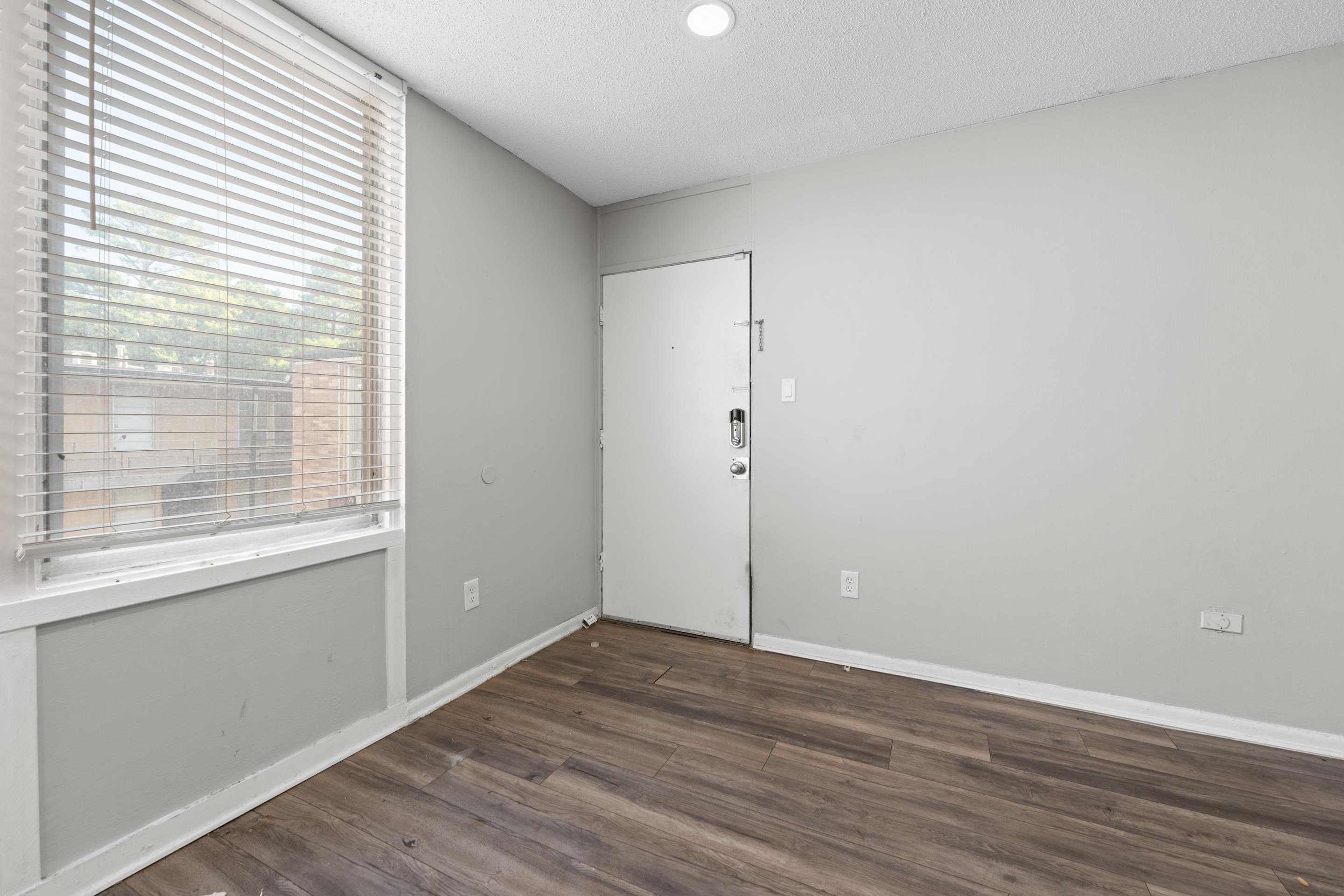 105 N Belvedere Blvd 6 Property Photo 6