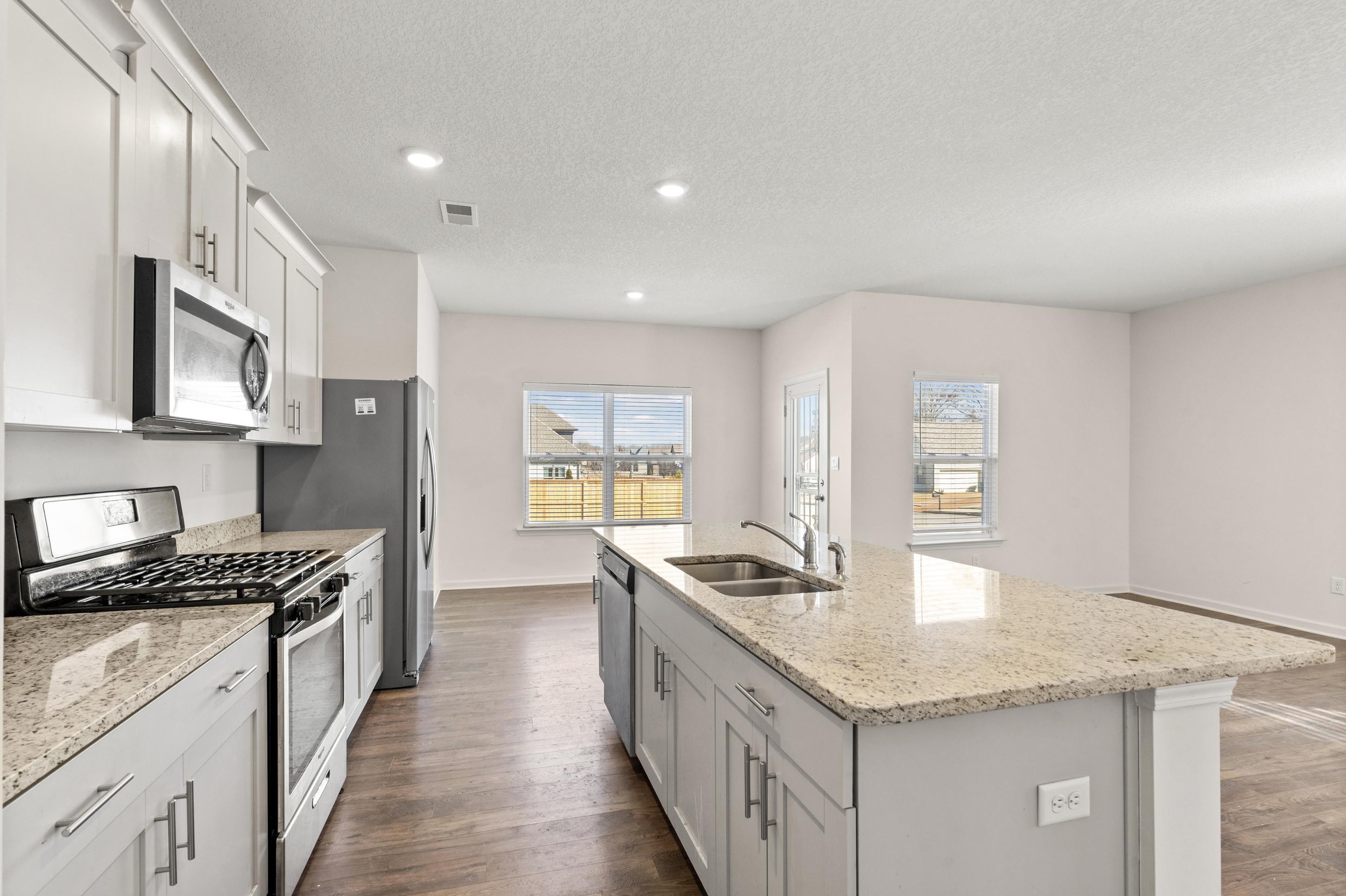 10 Blackthorn Cv Property Photo 8