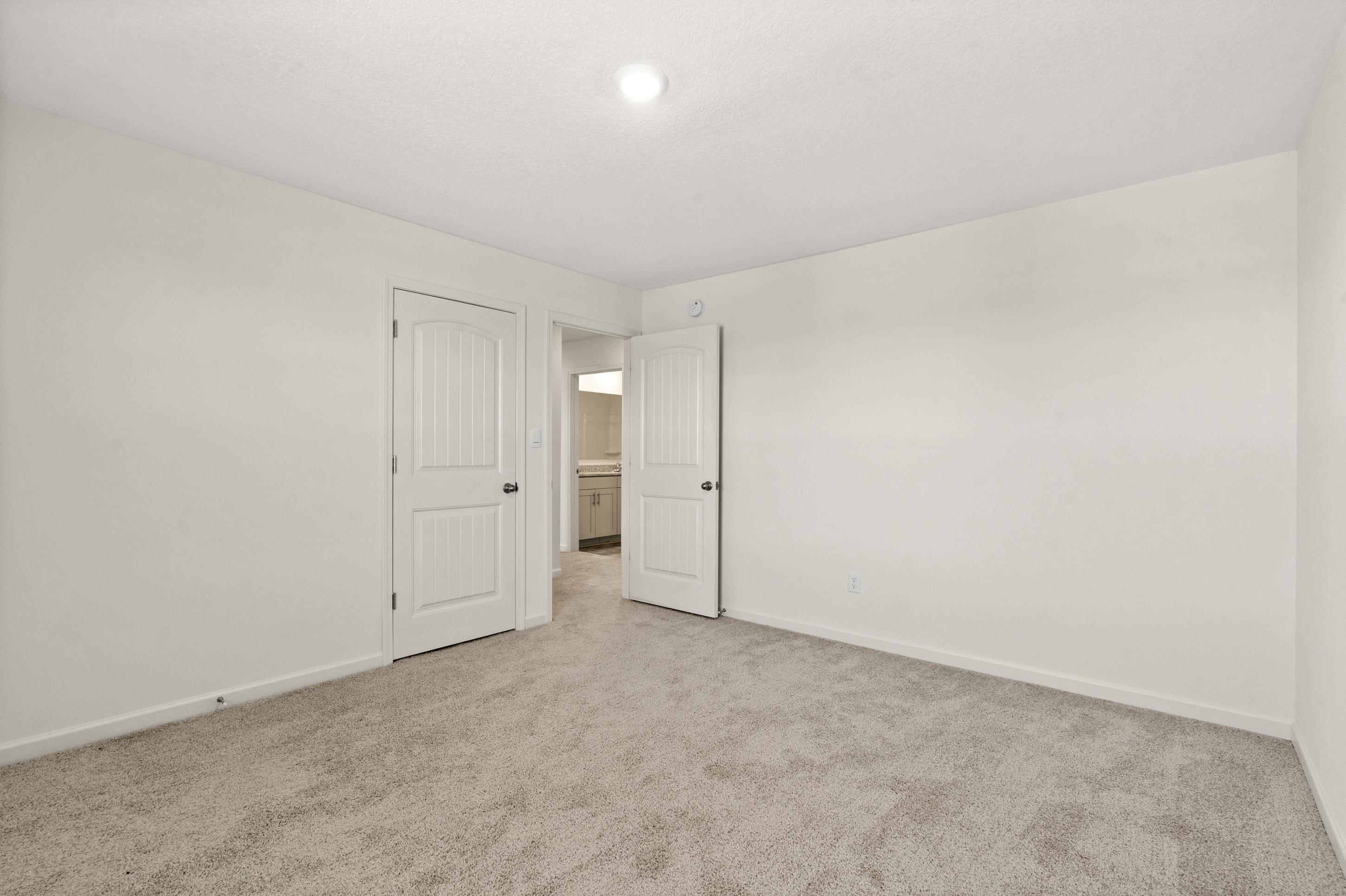 10 Blackthorn Cv Property Photo 20