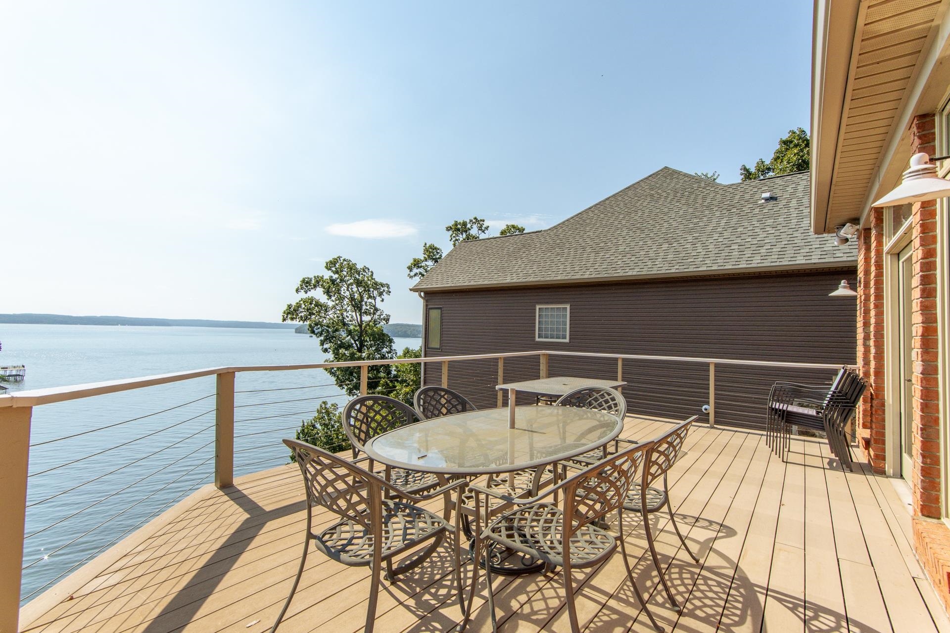 525 Sailboat Pt Property Photo 19