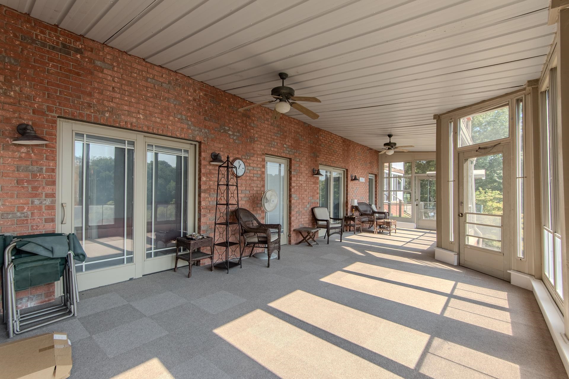 525 Sailboat Pt Property Photo 31