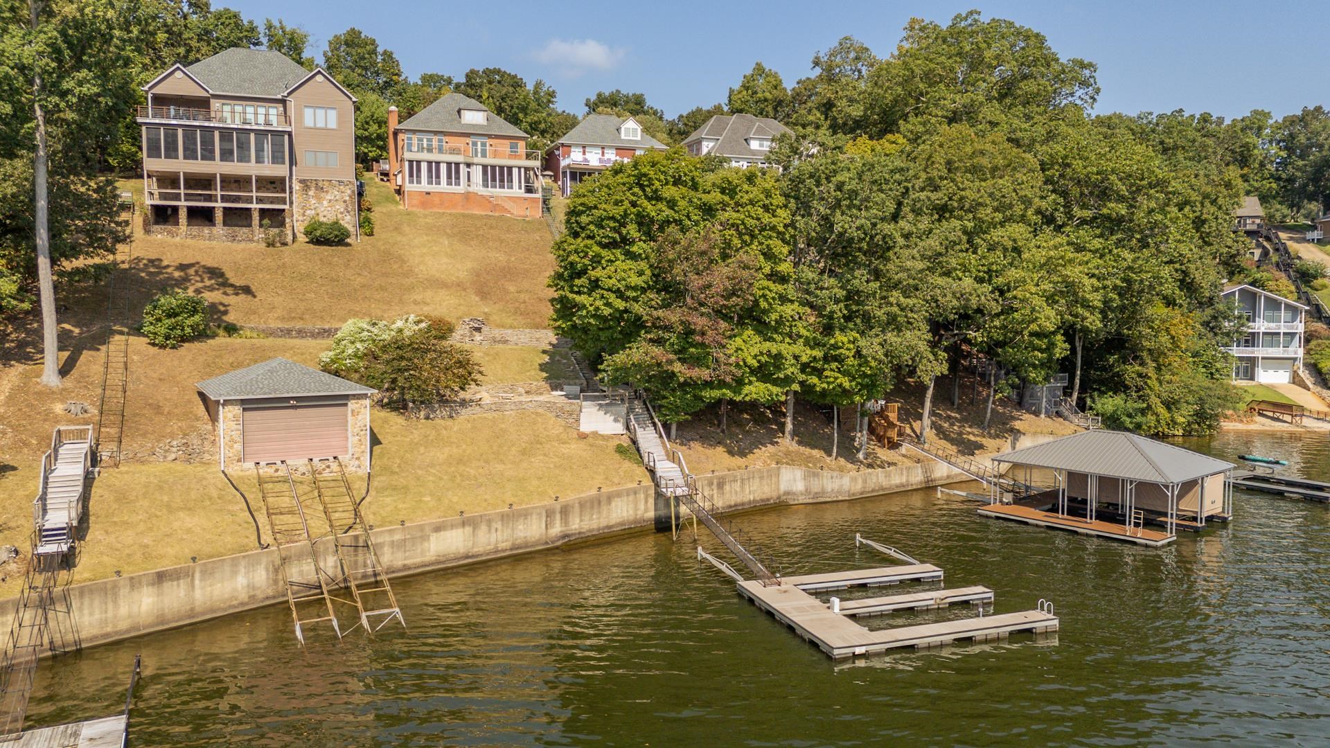 525 Sailboat Pt Property Photo 37