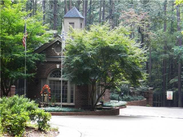 2 Point Grand Dr Property Photo 22