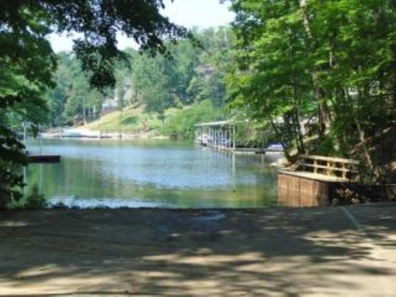 2 Point Grand Dr Property Photo 25