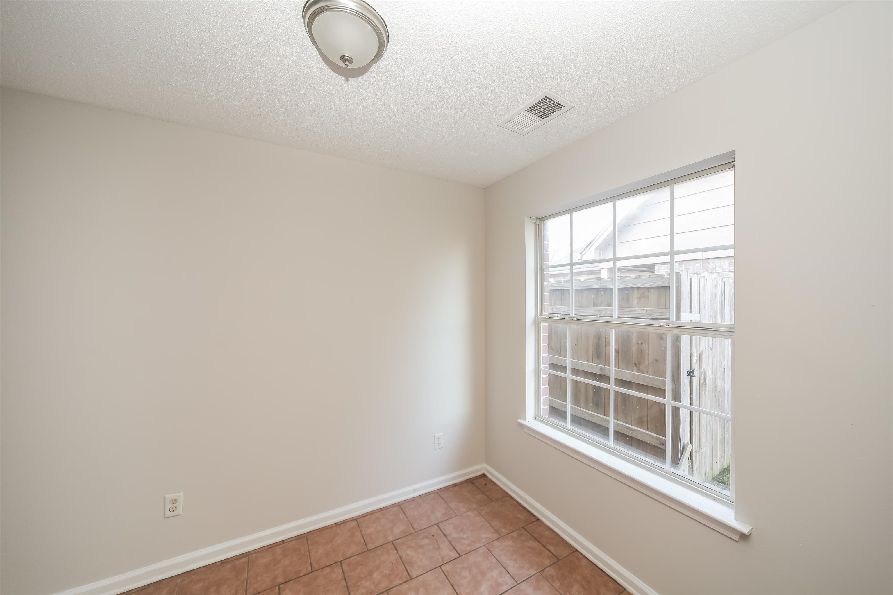 5971 W Wagon Hill Rd Property Photo 6