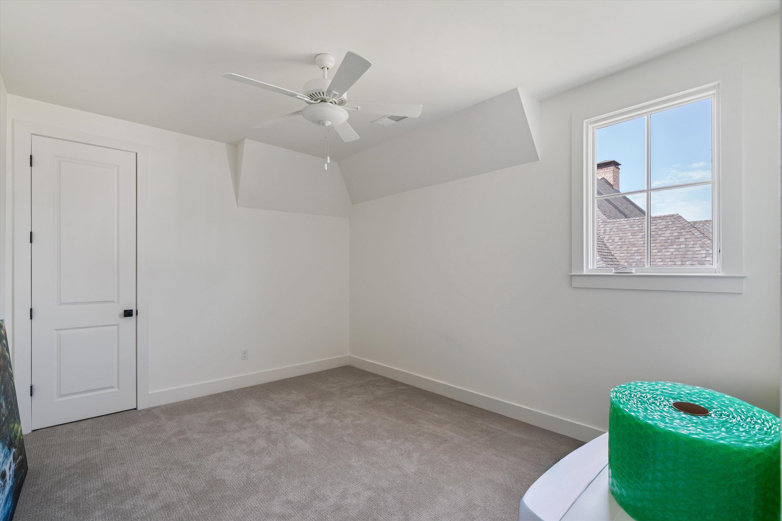 9143 Cheatham Ln W Property Photo 20