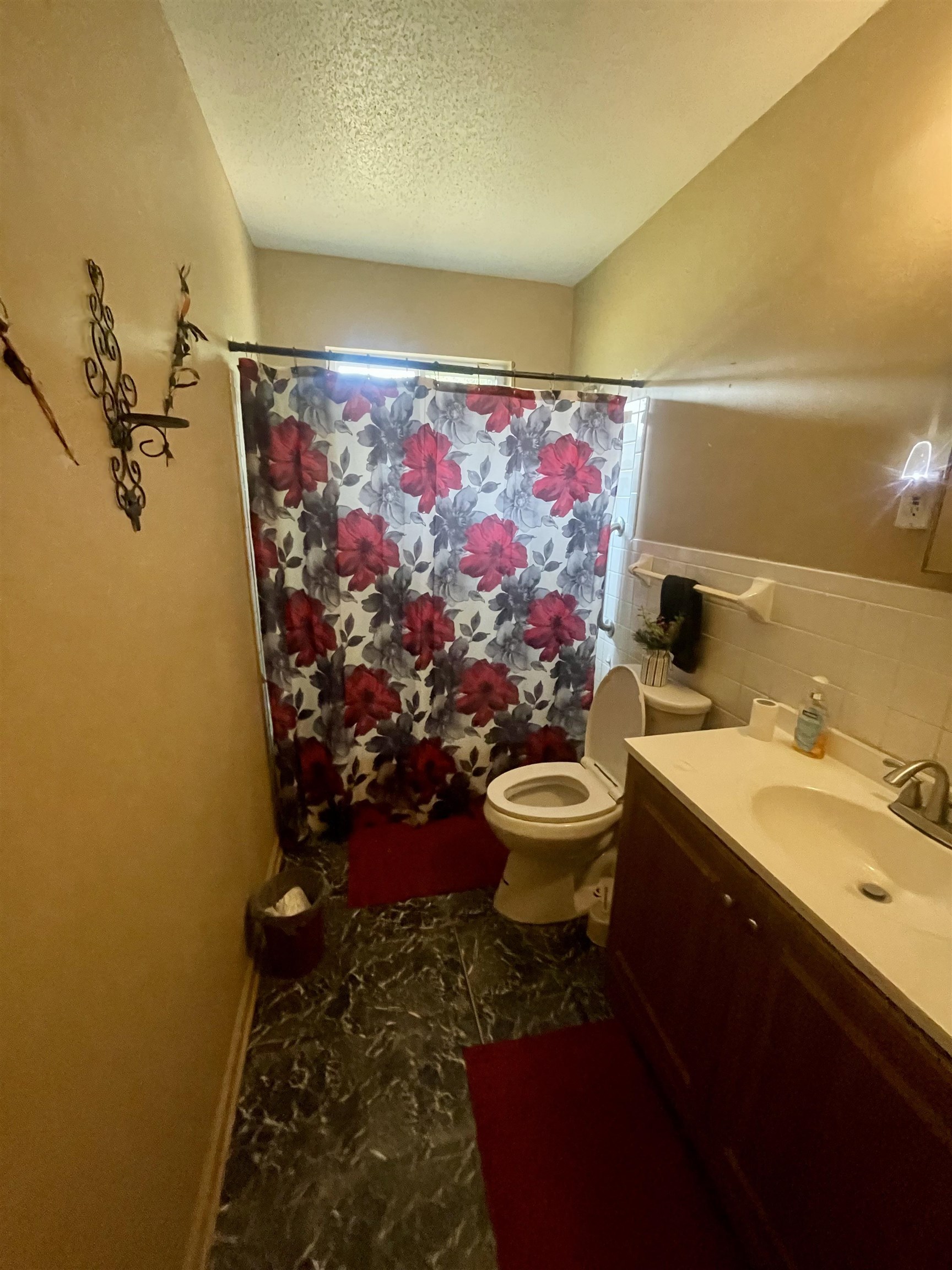 198 Loraine Rd Property Photo 5