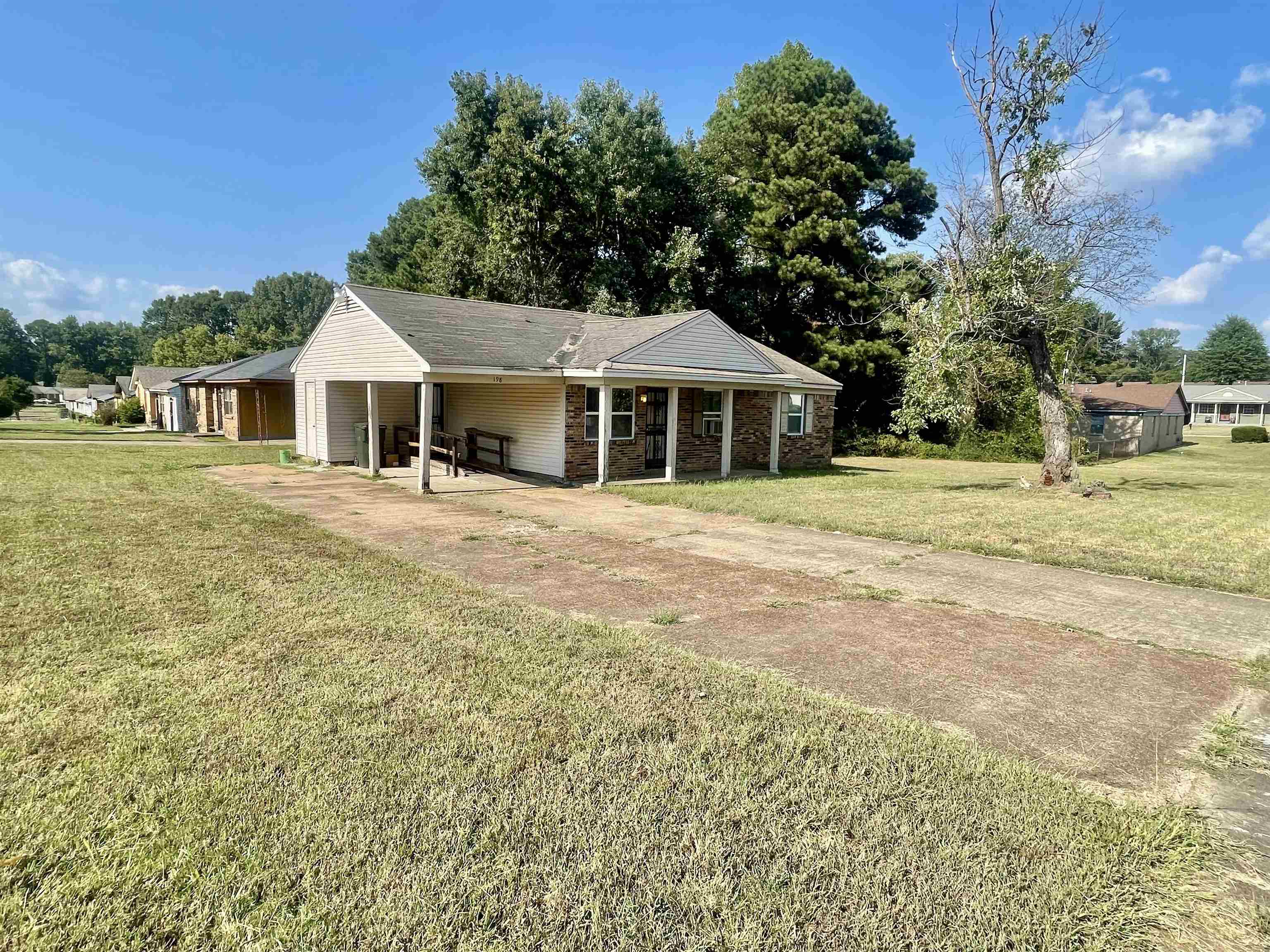 198 Loraine Rd Property Photo 7