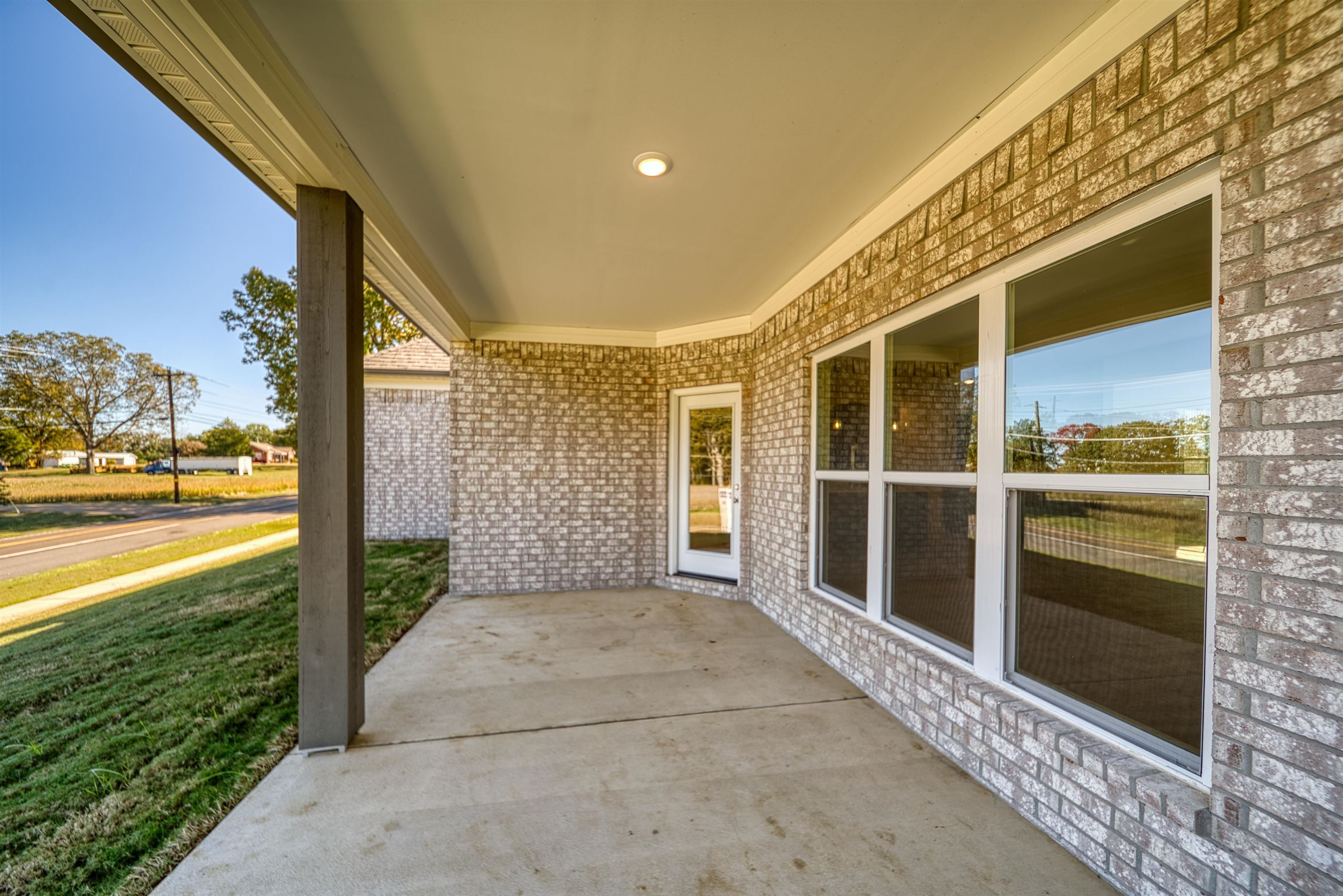 60 Drysdale Cv Property Photo 12