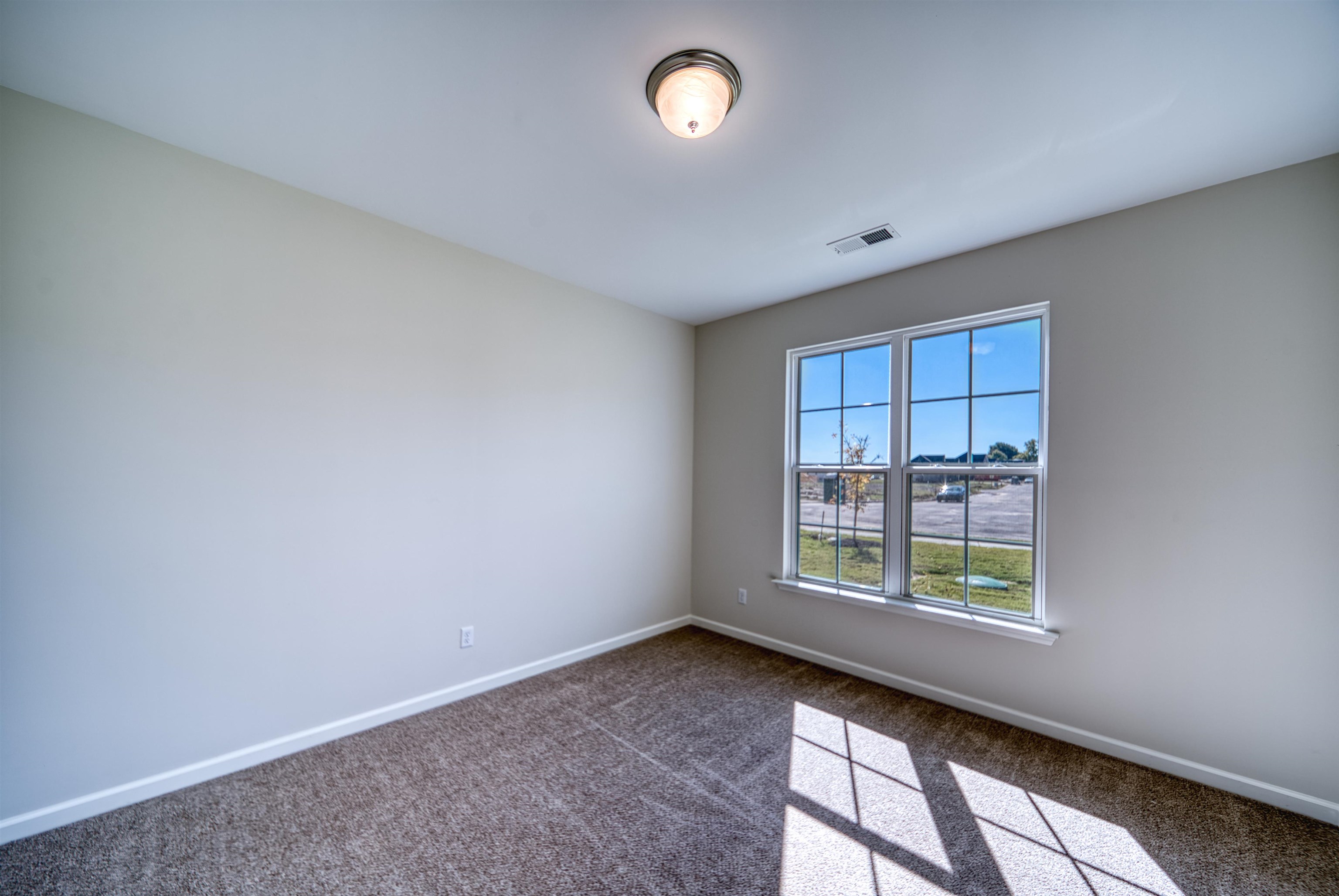 60 Drysdale Cv Property Photo 18