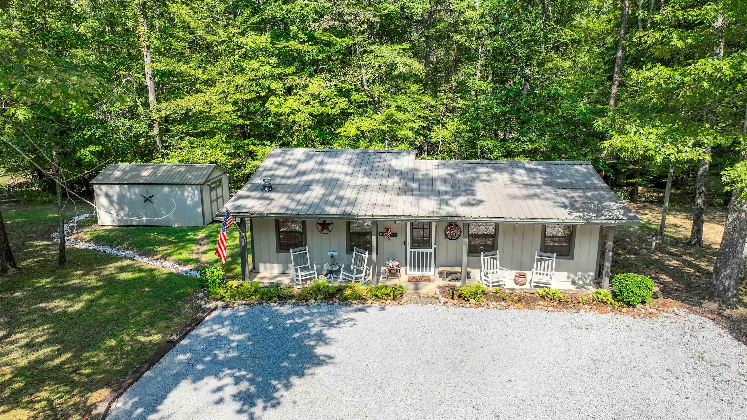 89 Cr 323 Rd Property Photo 1