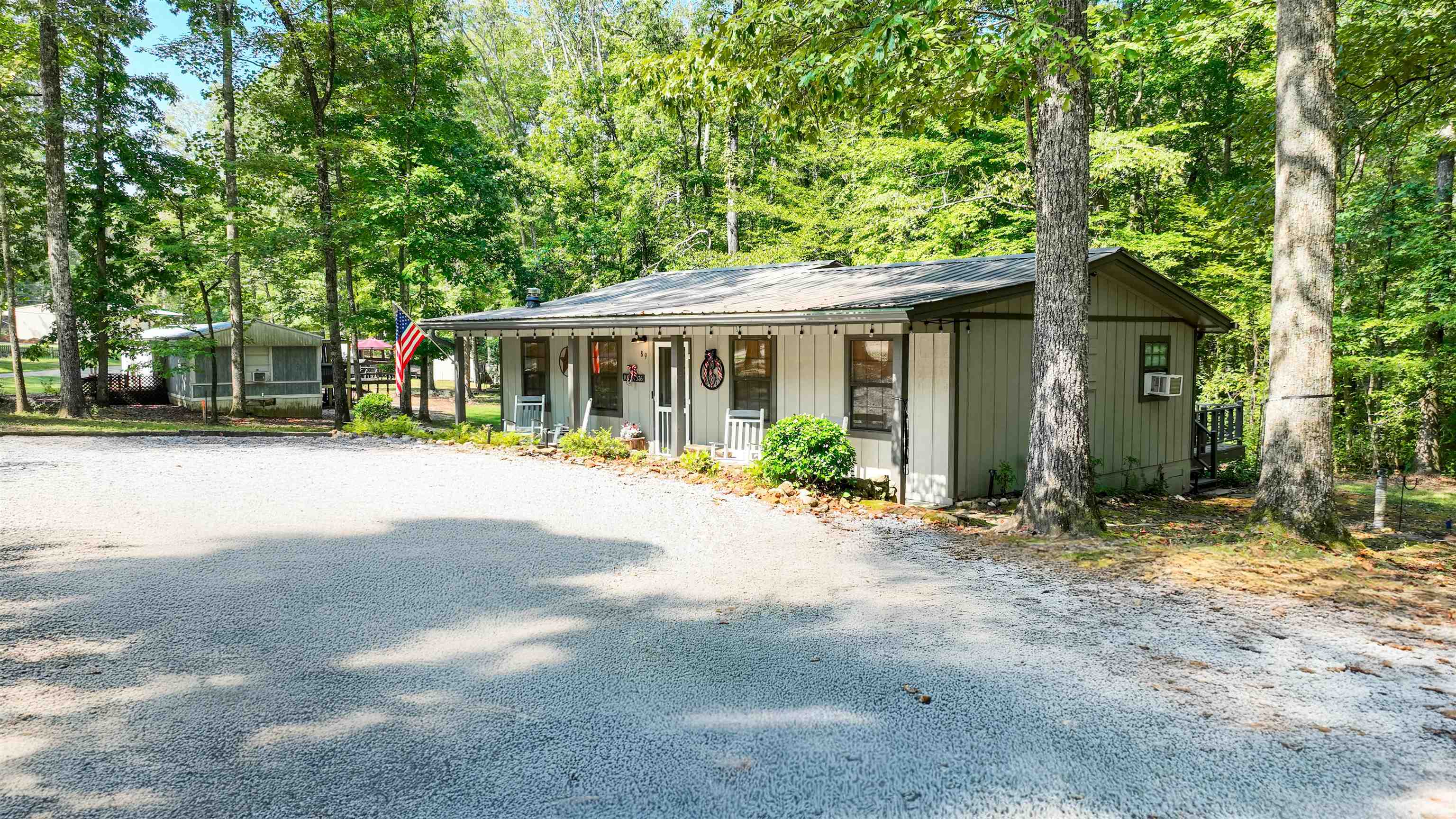 89 Cr 323 Rd Property Photo 2