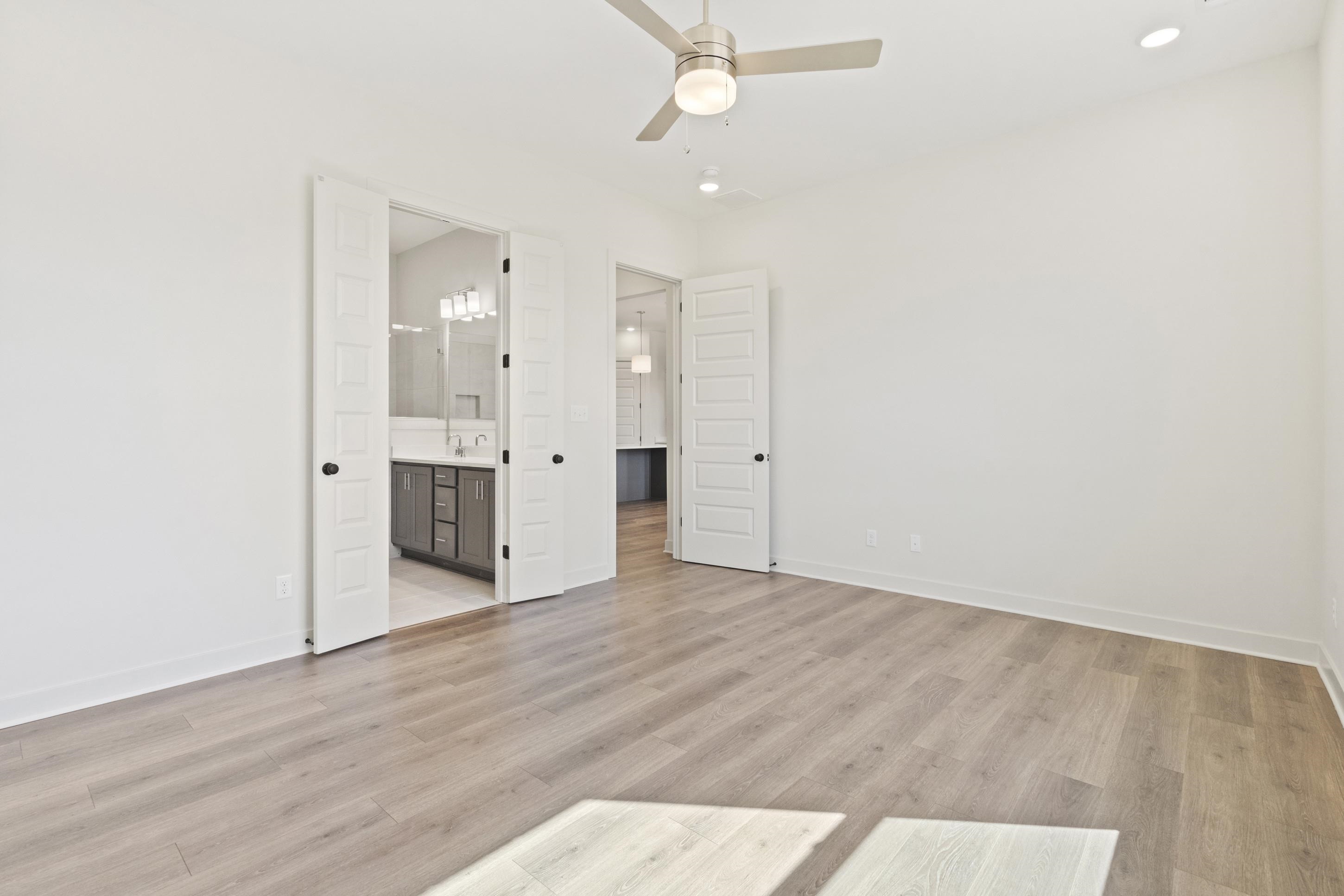 6878 Johnstown Ln Property Photo 16