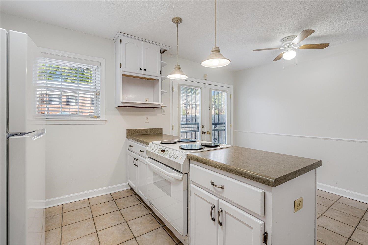 5696 Quince Rd 1 Property Photo 1
