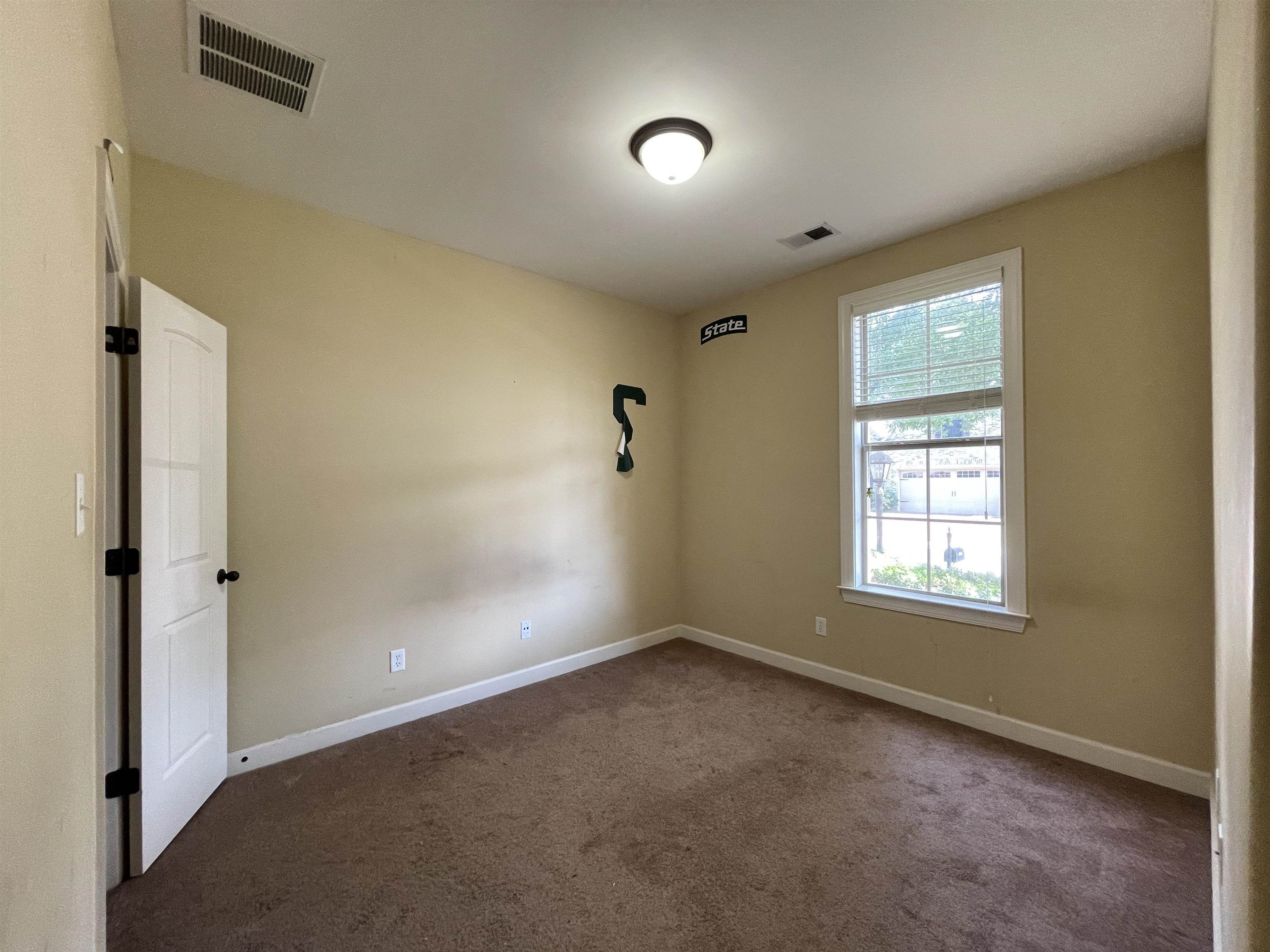6916 Lagrange Pines Dr Property Photo 5
