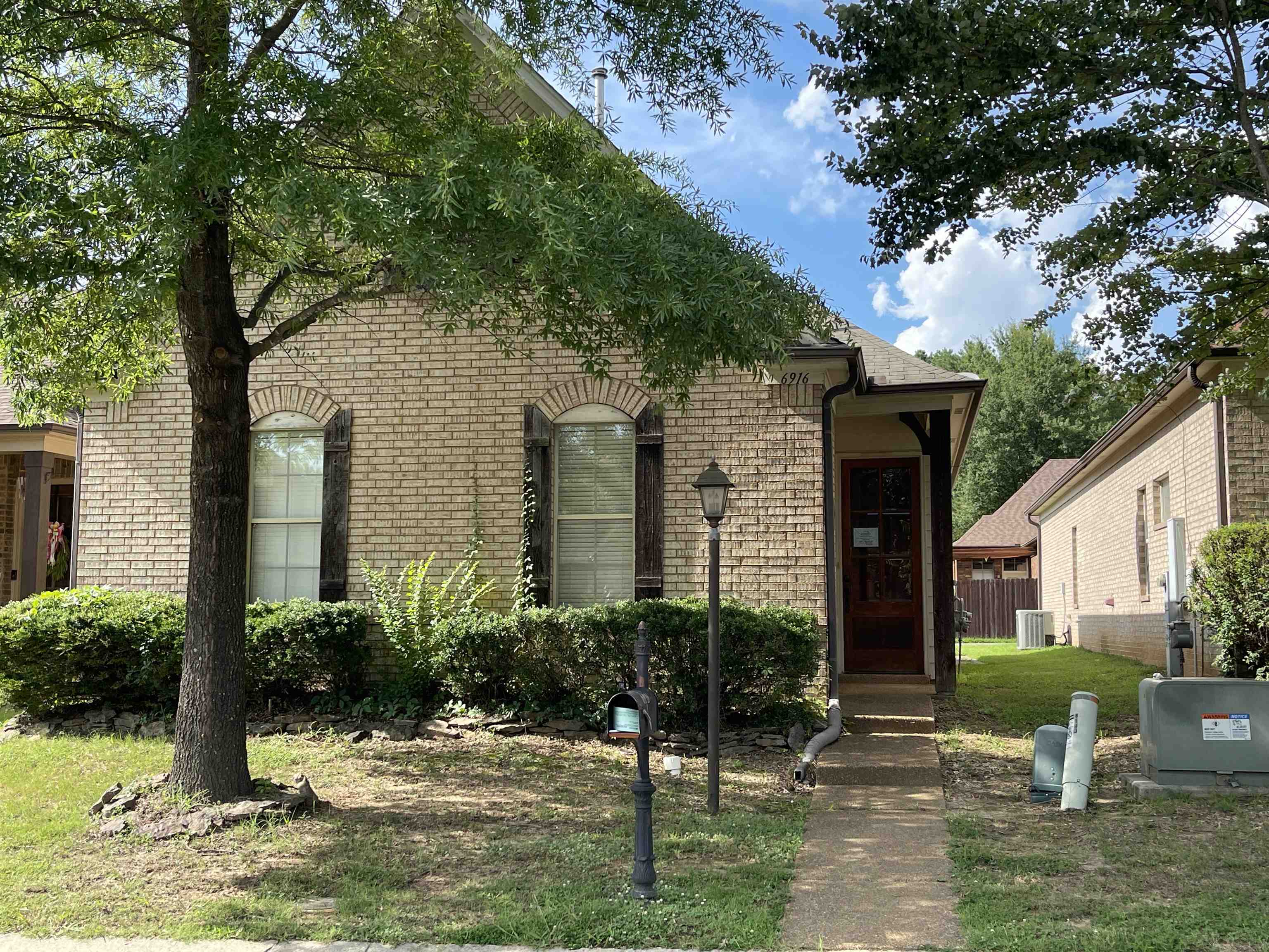 6916 Lagrange Pines Dr Property Photo 14