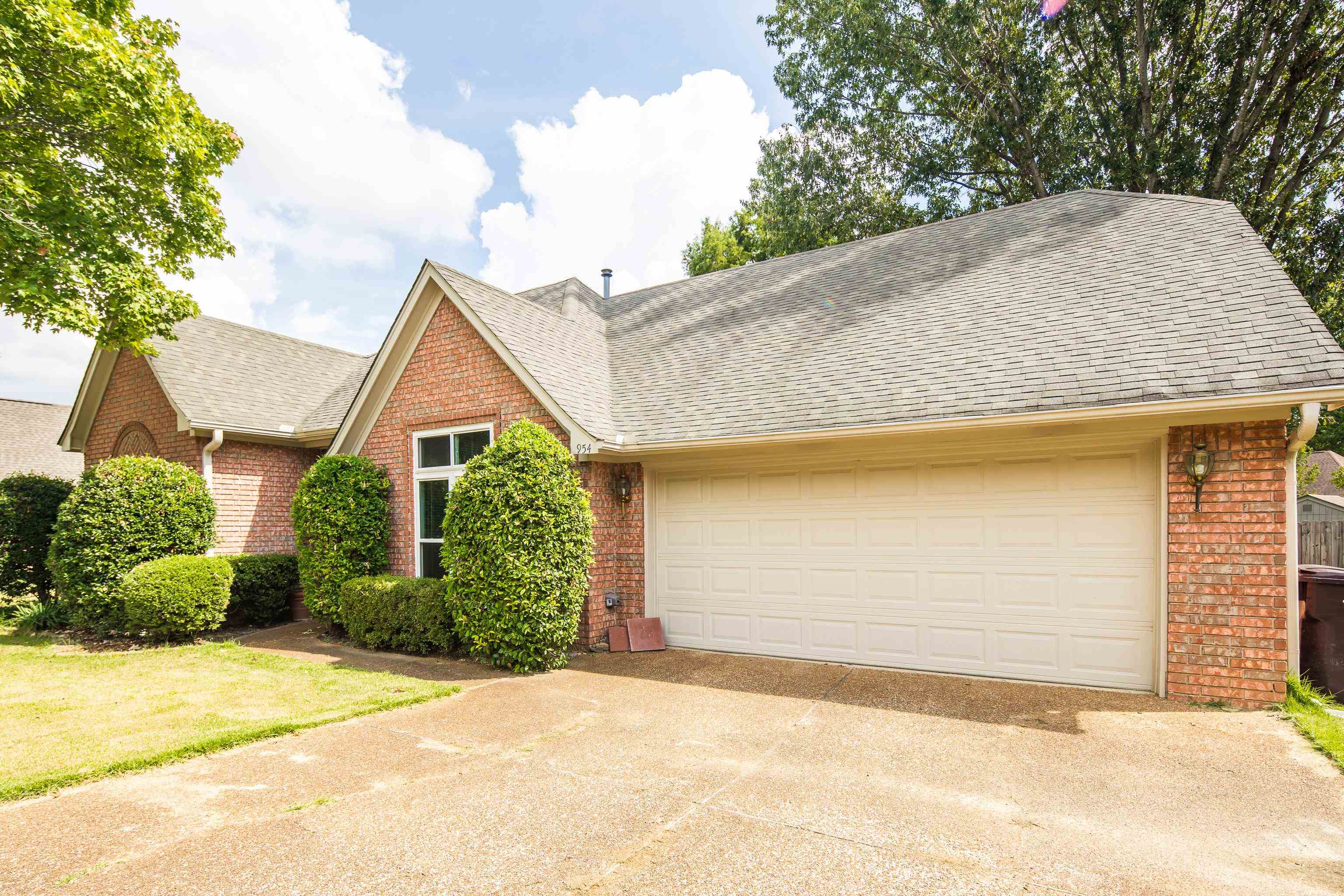 954 Wildbird Cv Property Photo 4