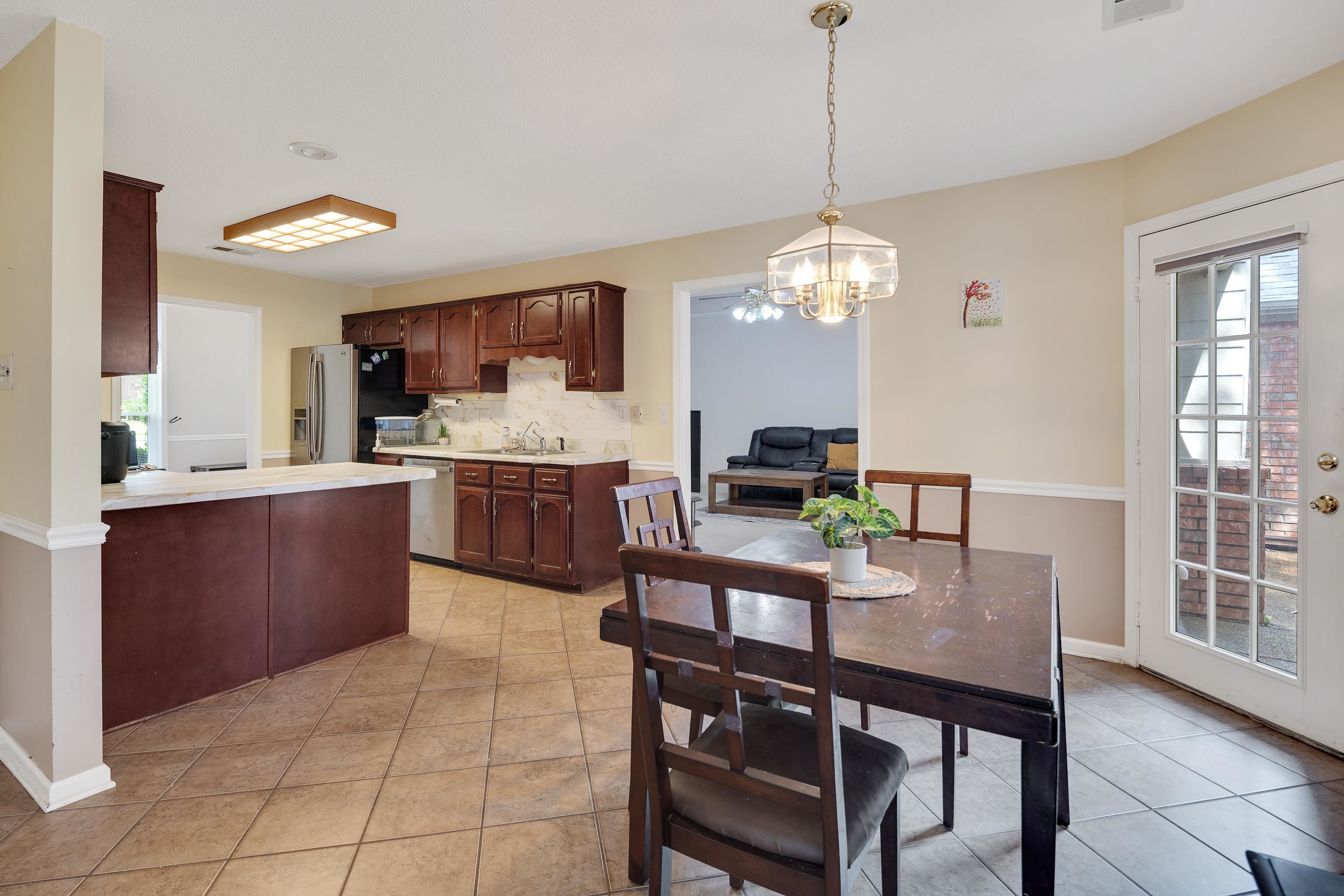 954 Wildbird Cv Property Photo 14