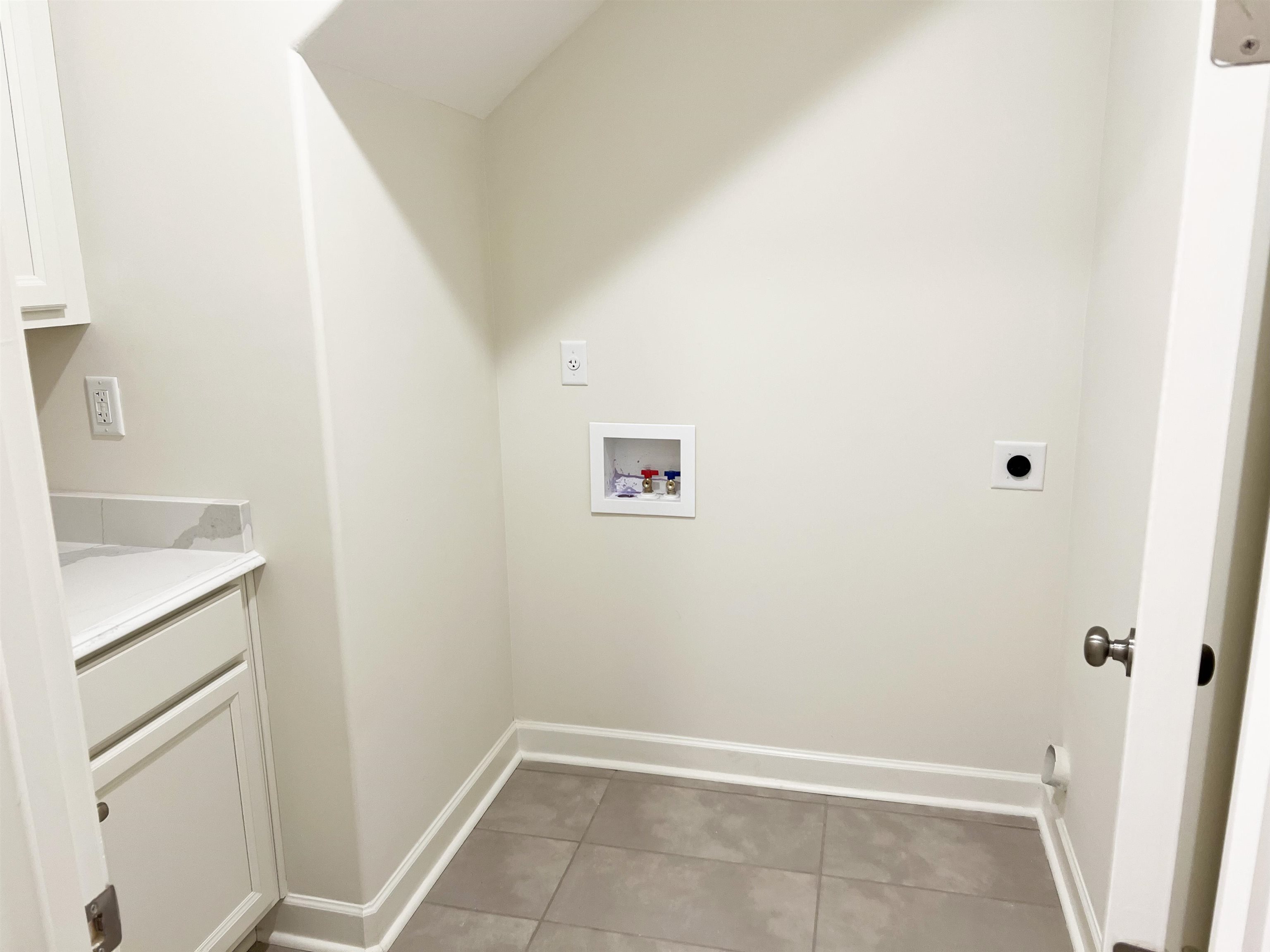 305 Valleyview Ln Property Photo 12
