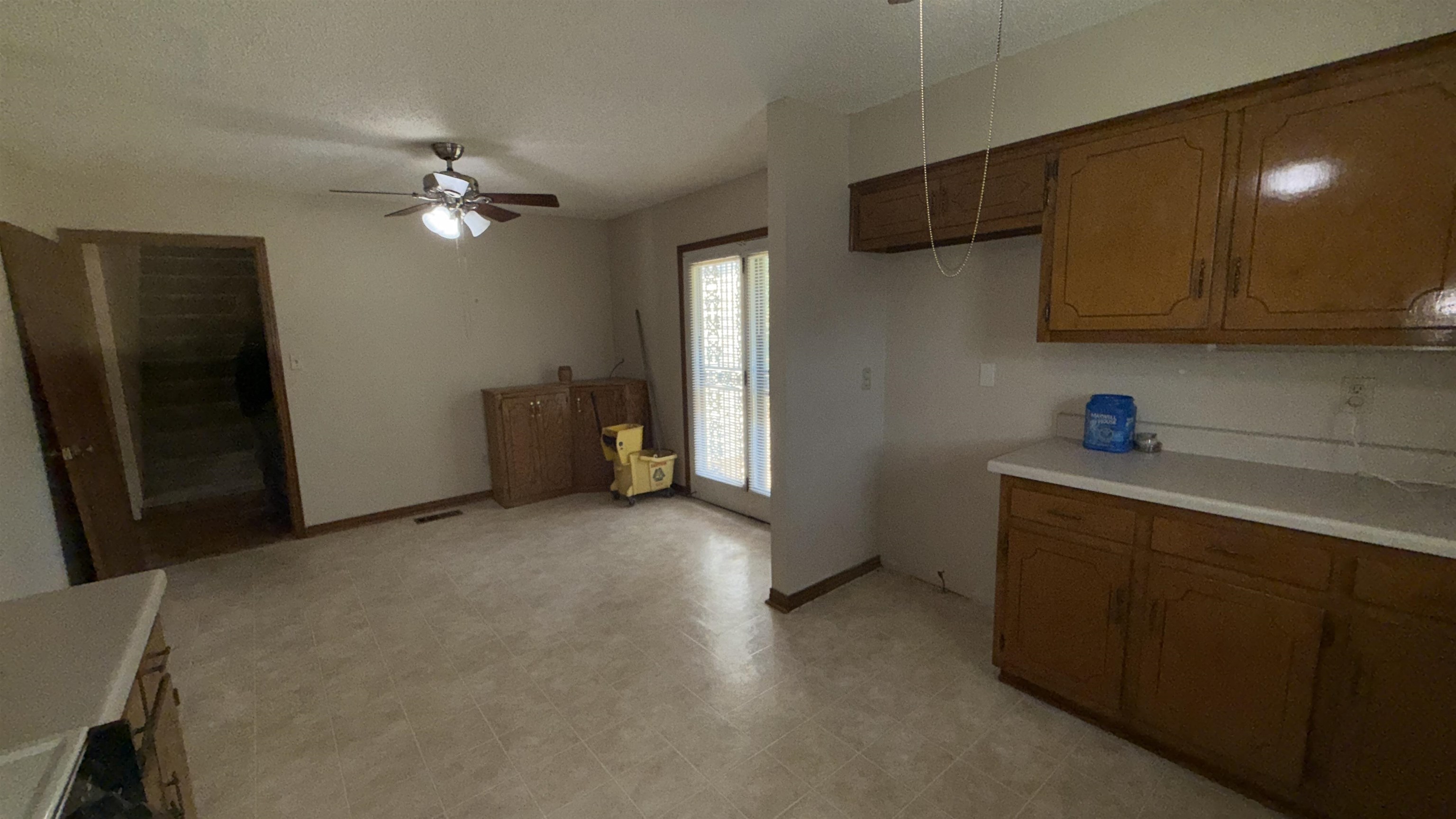 595 Swaney Dr Property Photo 25