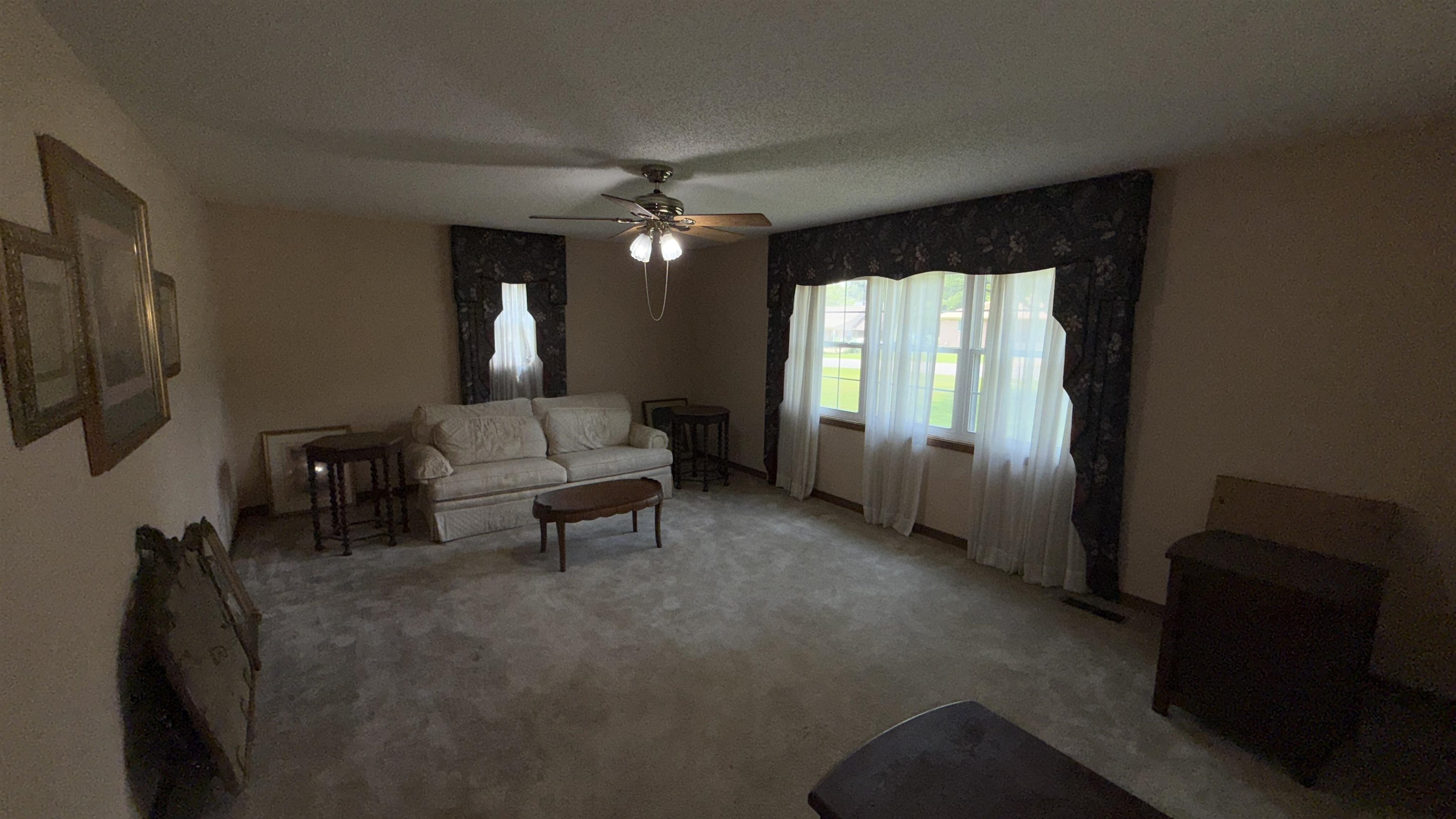 595 Swaney Dr Property Photo 28