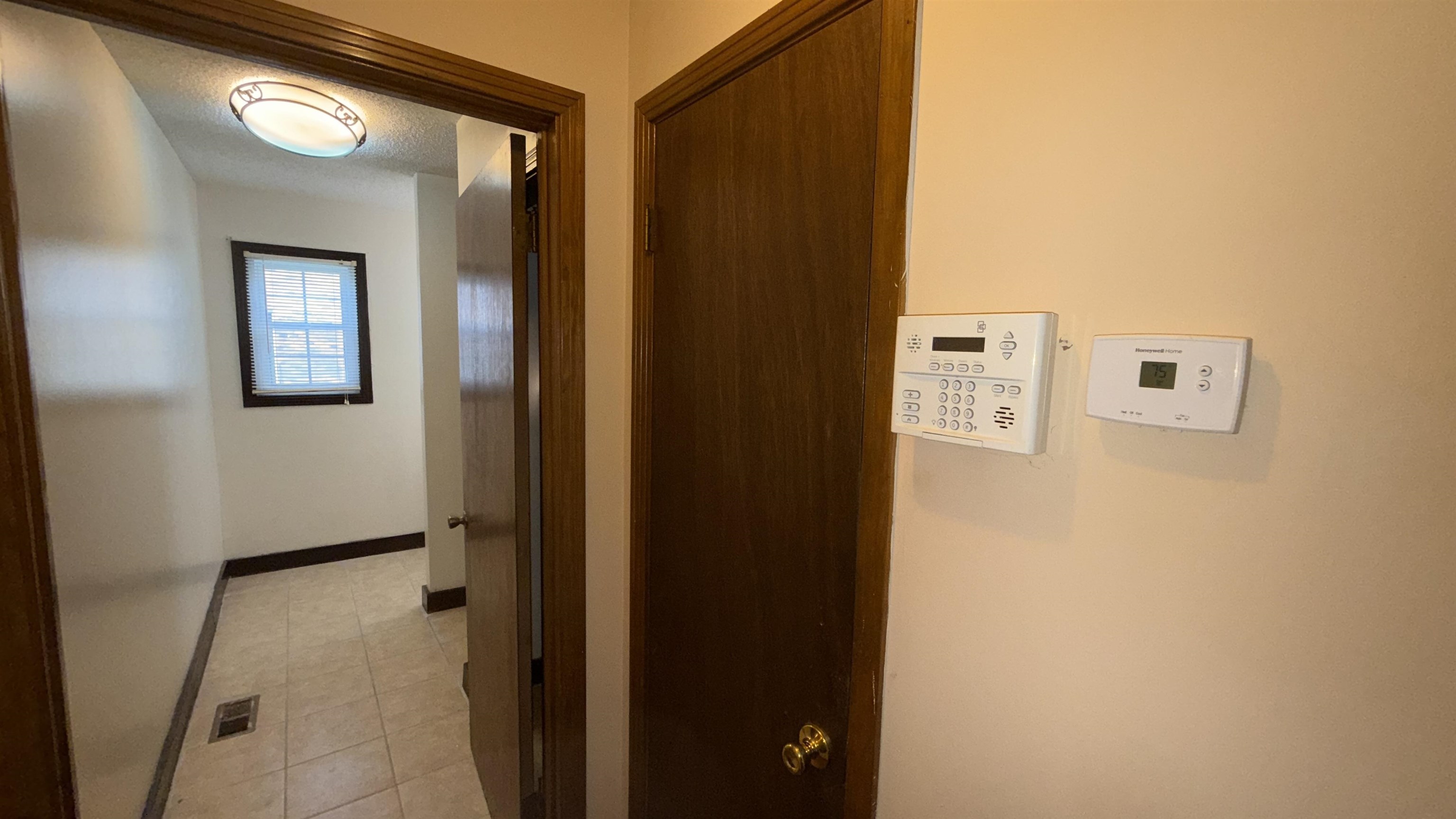 595 Swaney Dr Property Photo 29