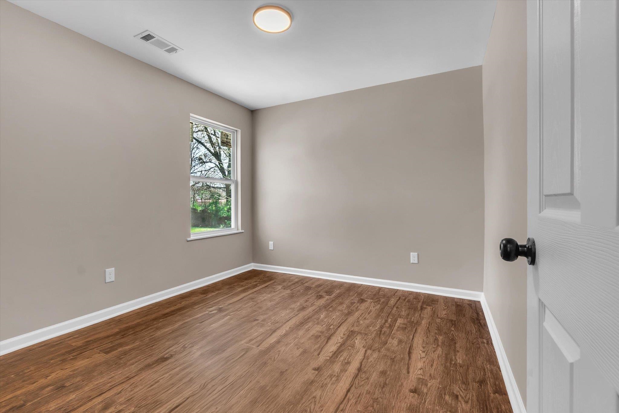 5715 Maple Tree Dr Property Photo 9