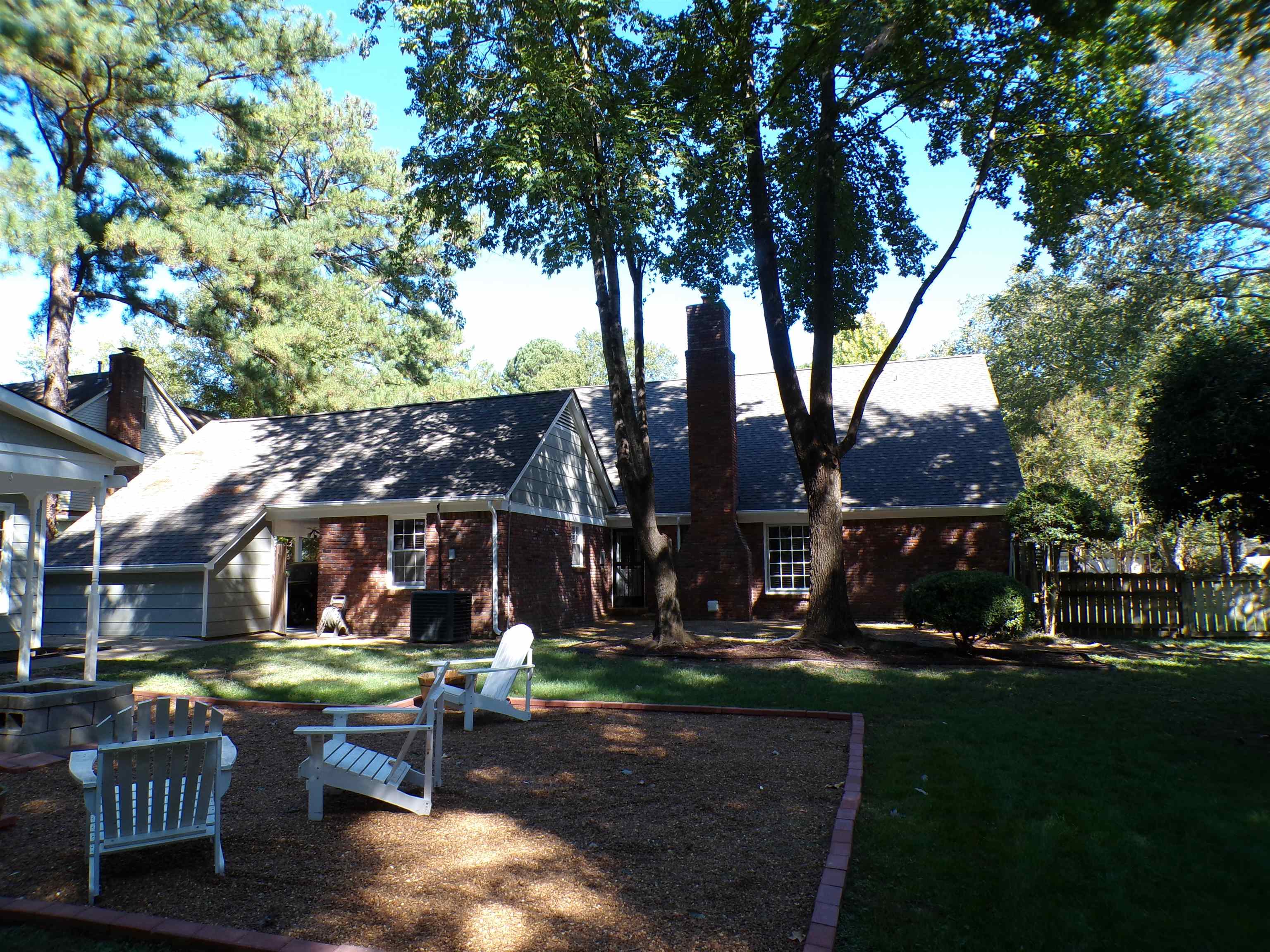 8325 Farmington Blvd Property Photo 5