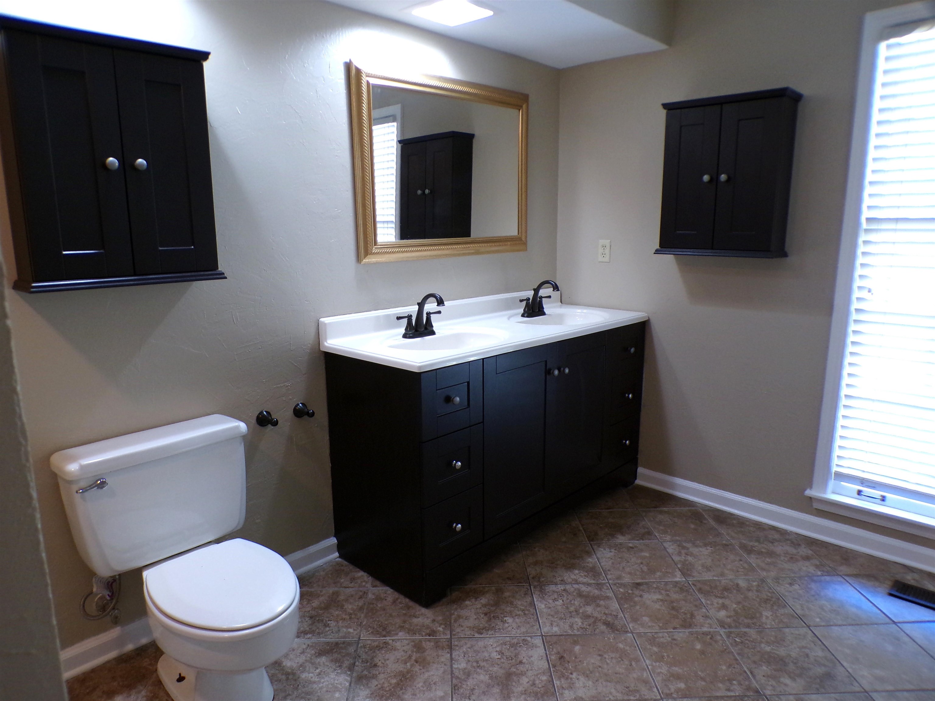 8325 Farmington Blvd Property Photo 18