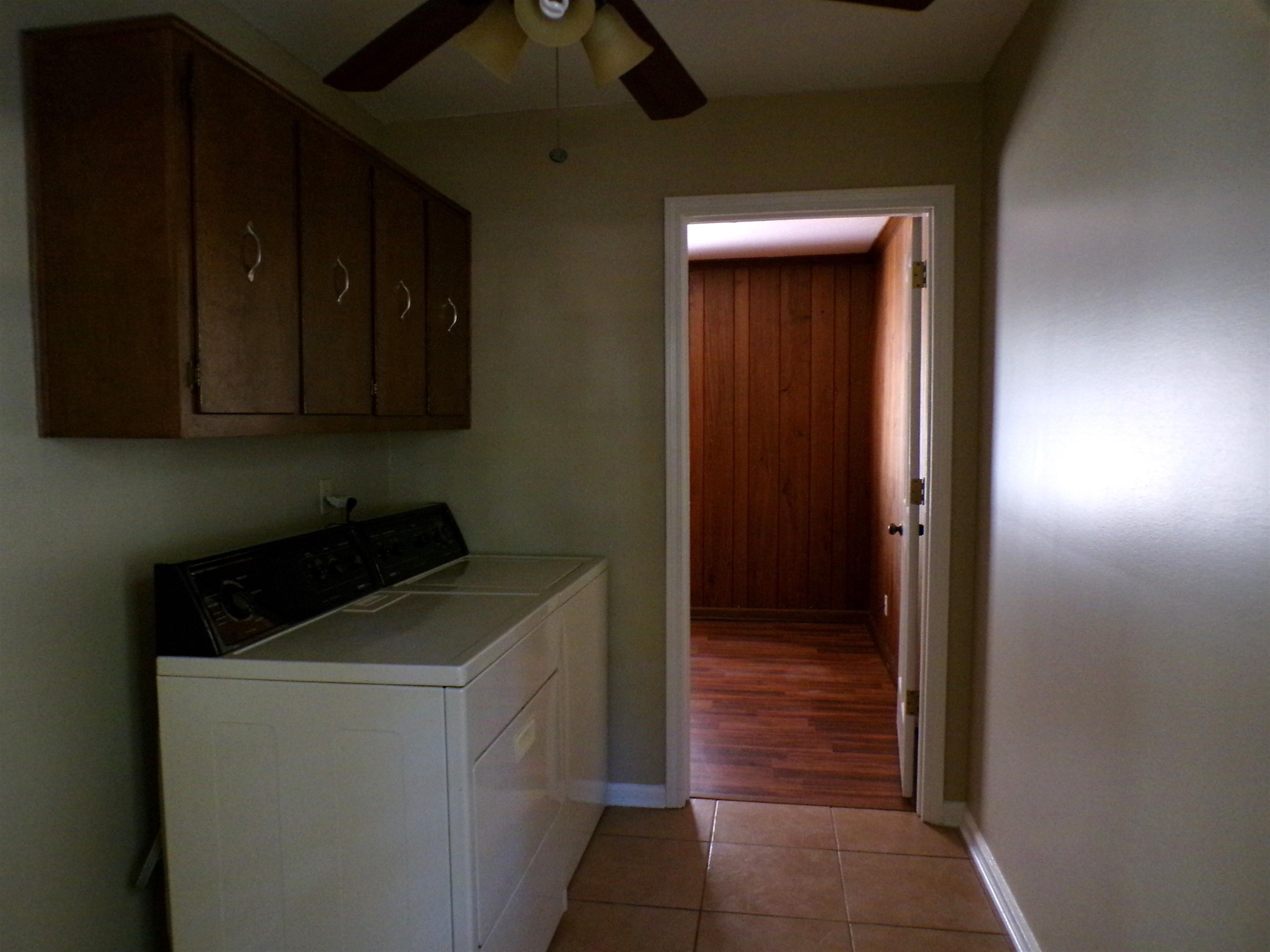 8325 Farmington Blvd Property Photo 25