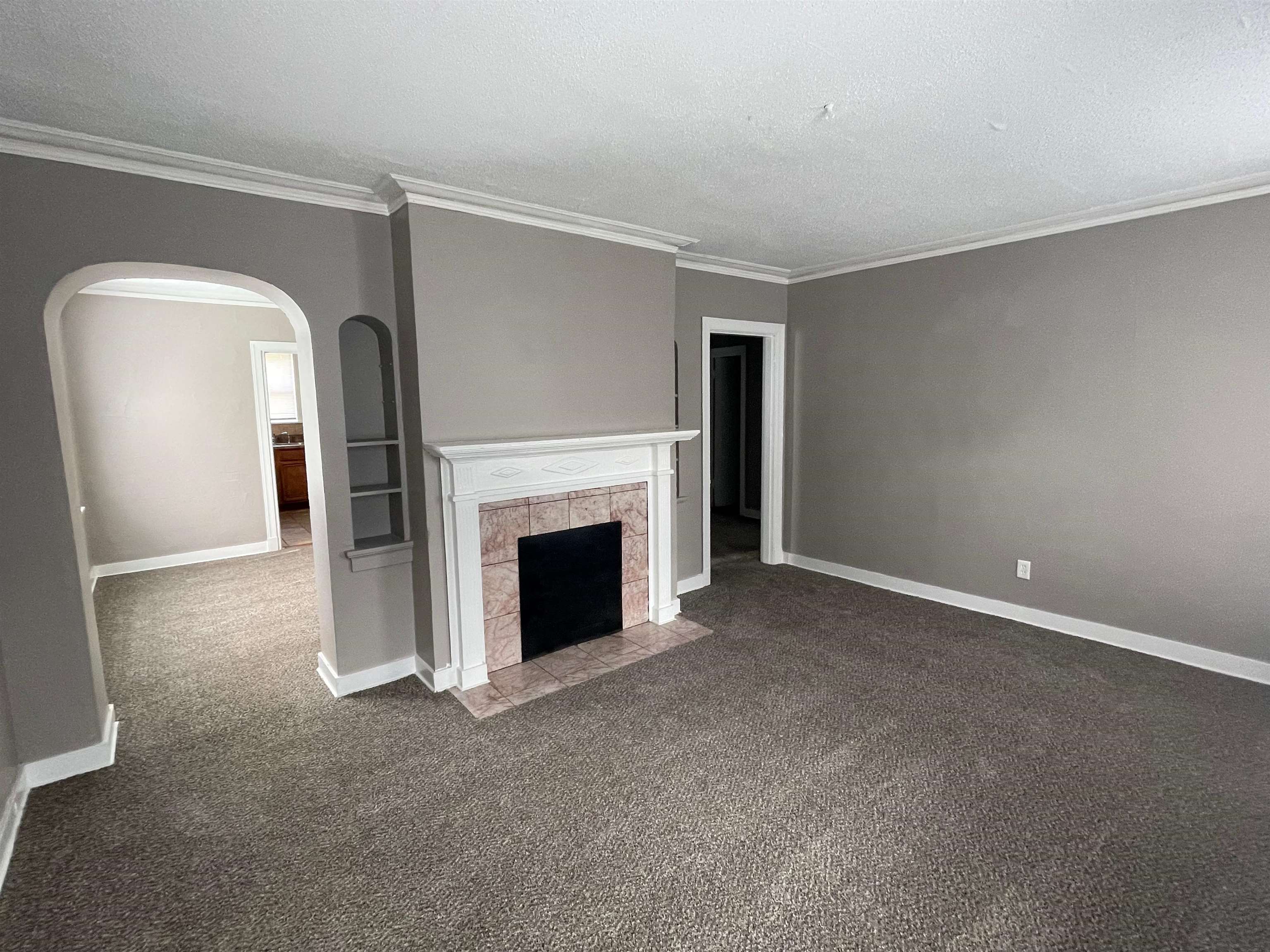 958 Birch St Property Photo 2