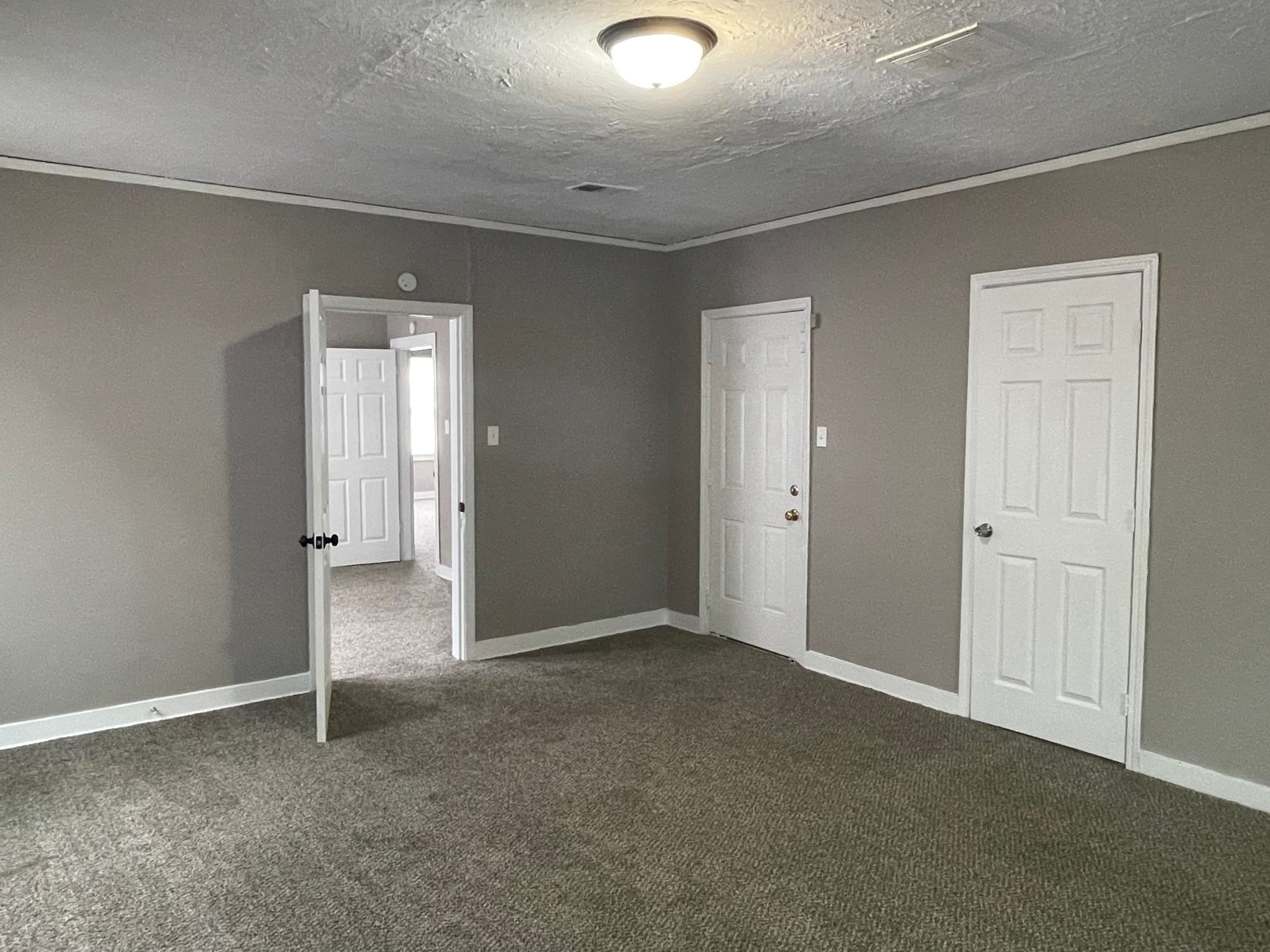 958 Birch St Property Photo 13