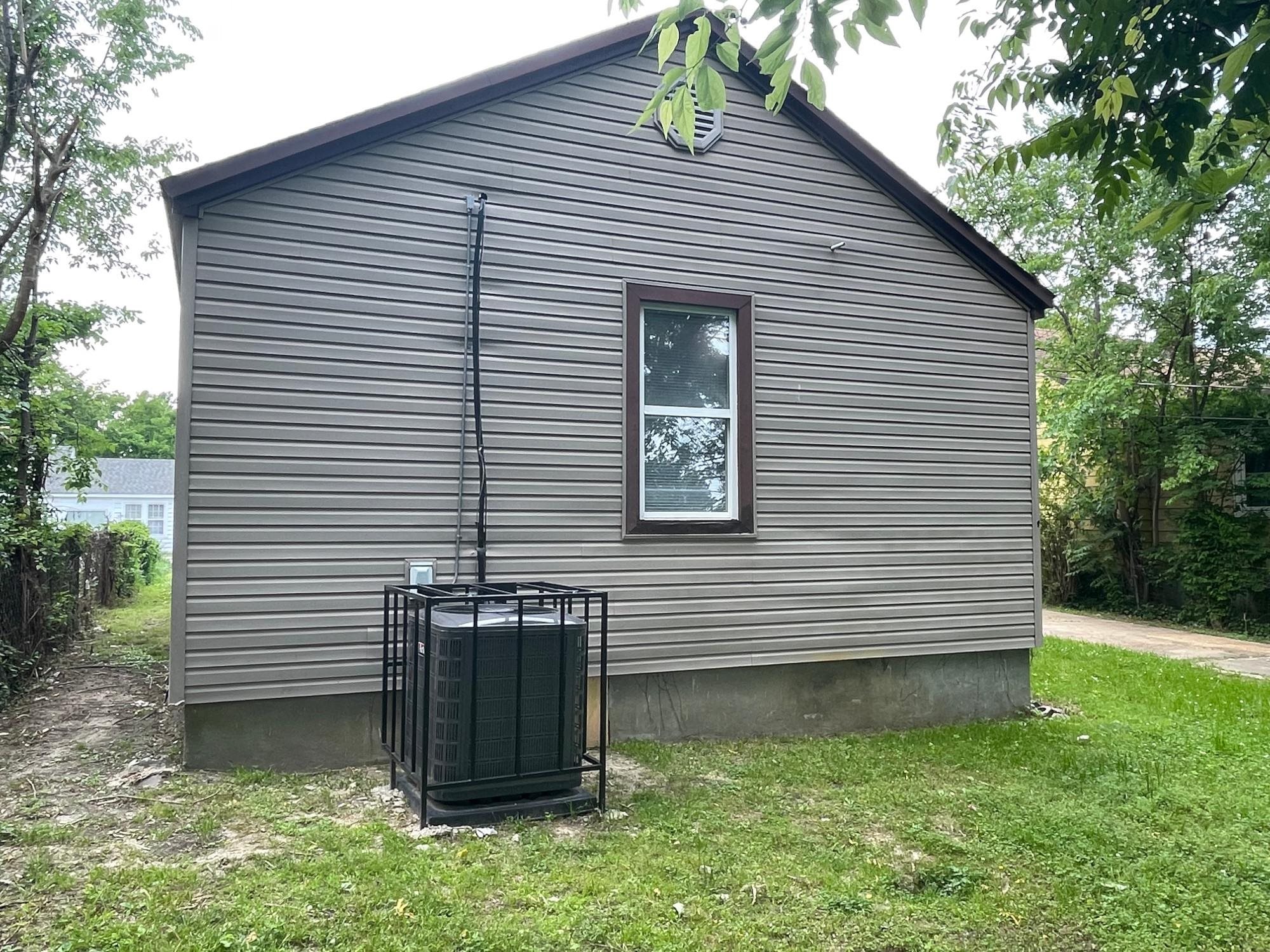 958 Birch St Property Photo 15