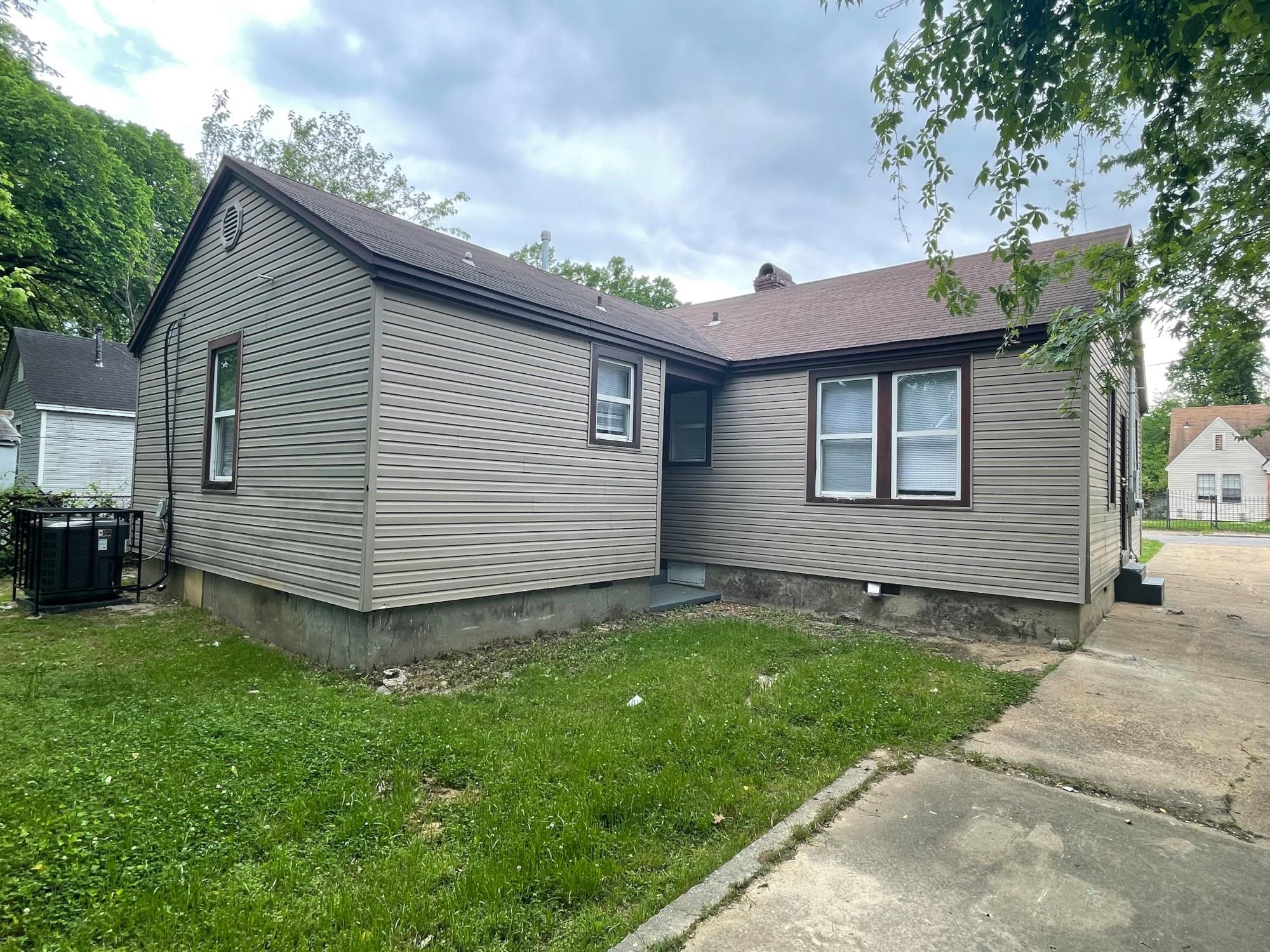 958 Birch St Property Photo 20