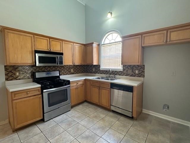 2190 Berry Bush Ln Property Photo 9