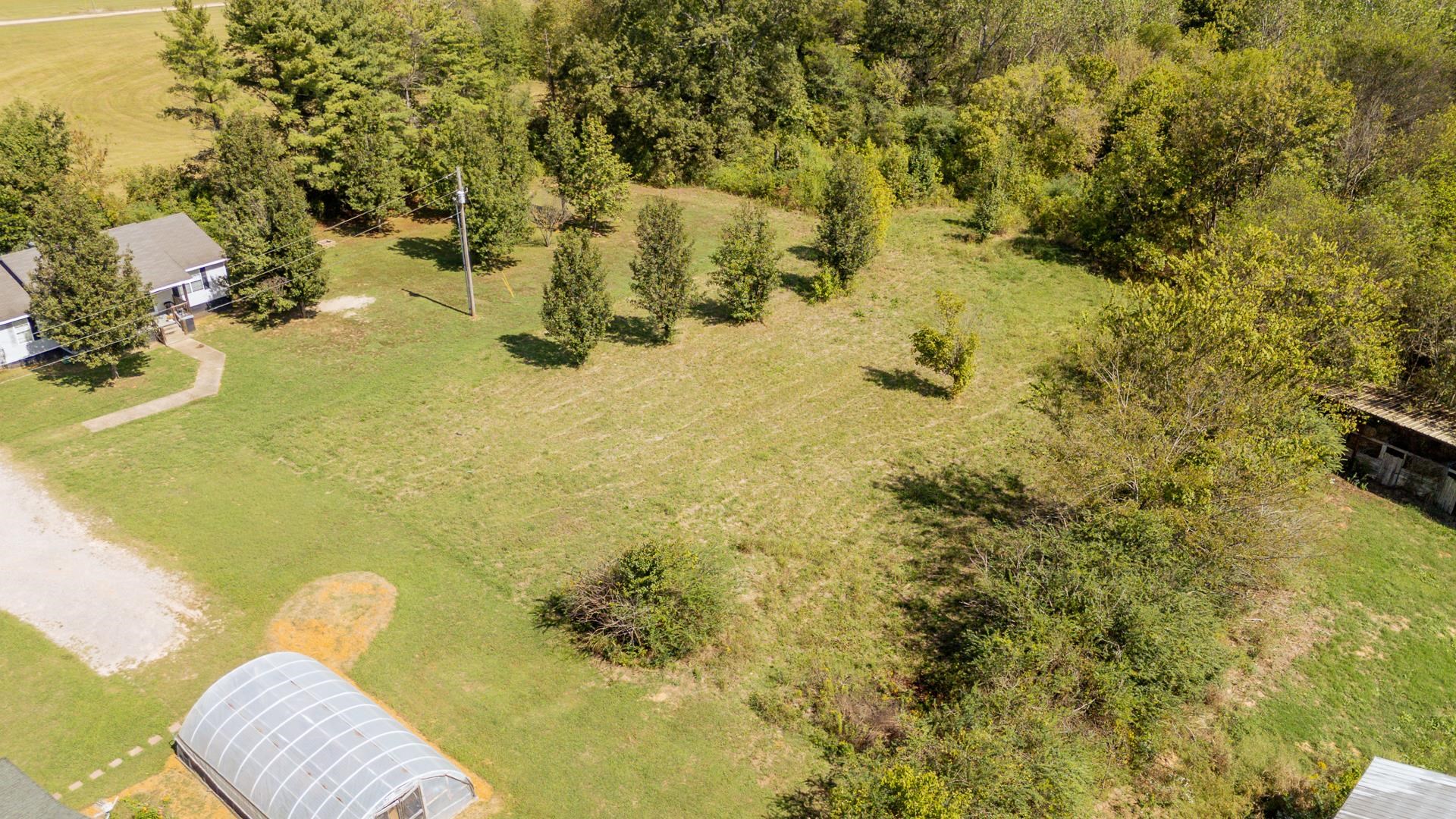 00 E End Dr Property Photo 18