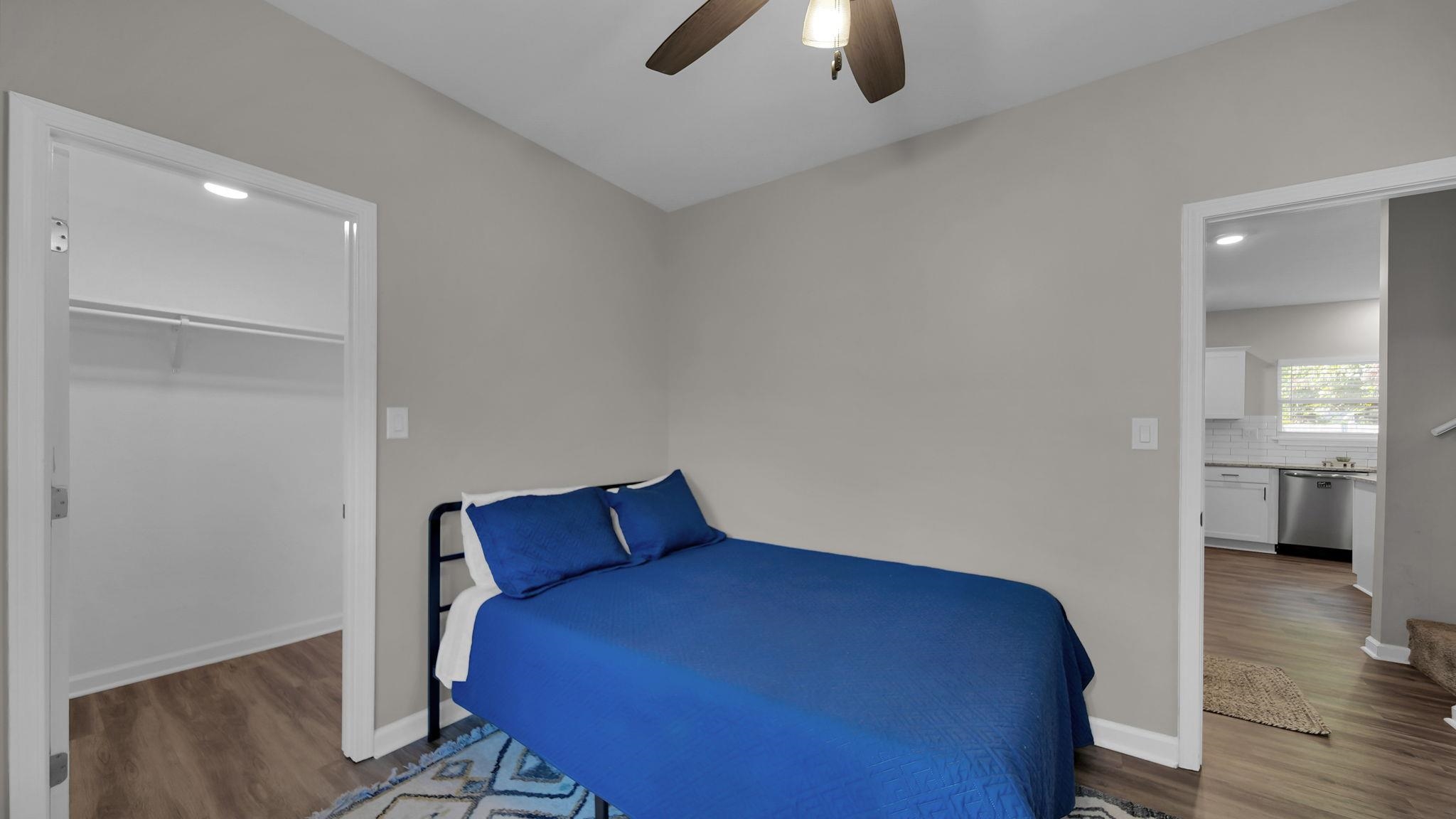 1023 Forrest Ave Property Photo 24
